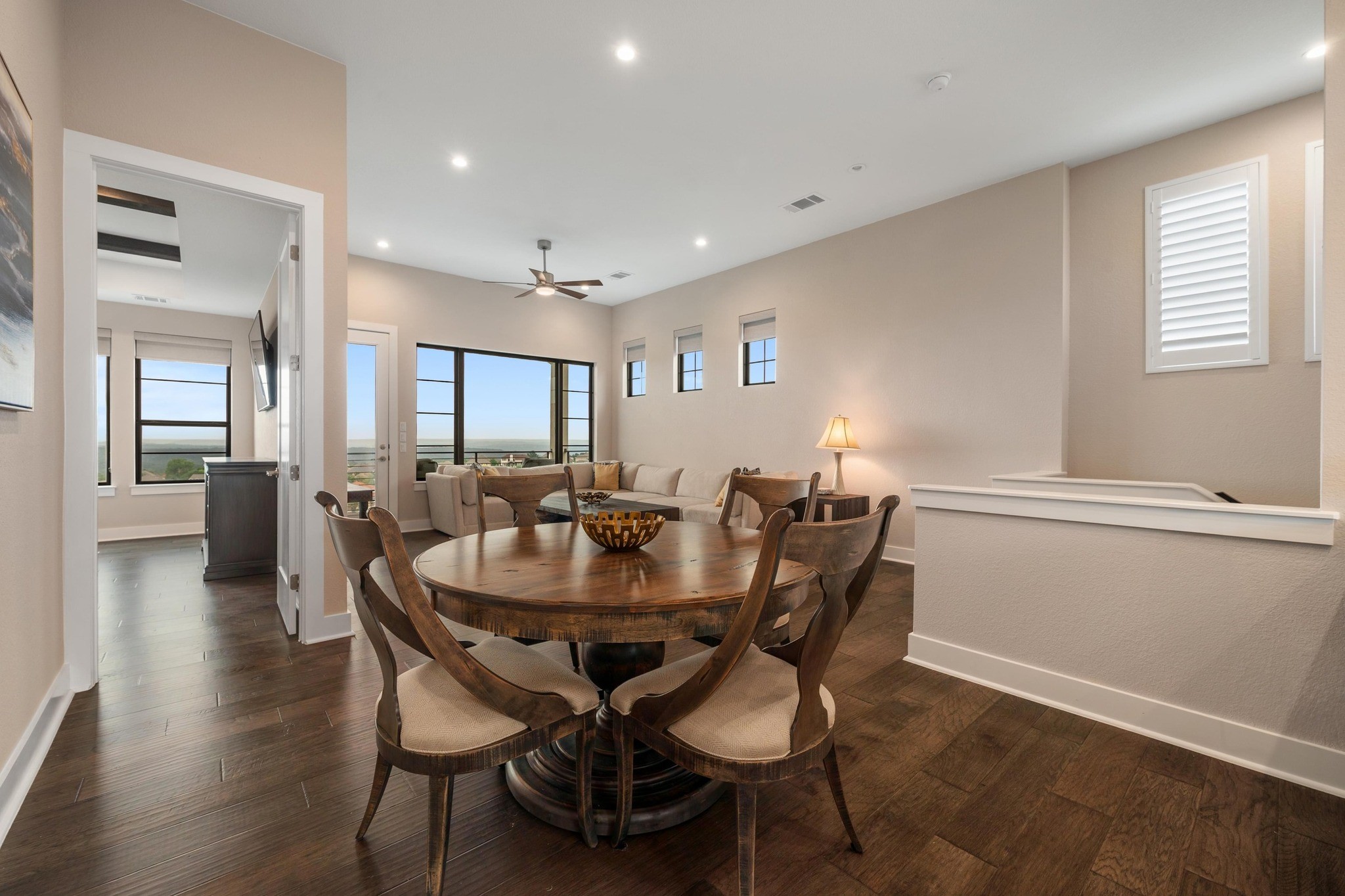 Austin, Texas, 78738, United States, 3 Bedrooms Bedrooms, ,3 BathroomsBathrooms,Residential,For Sale,1907781