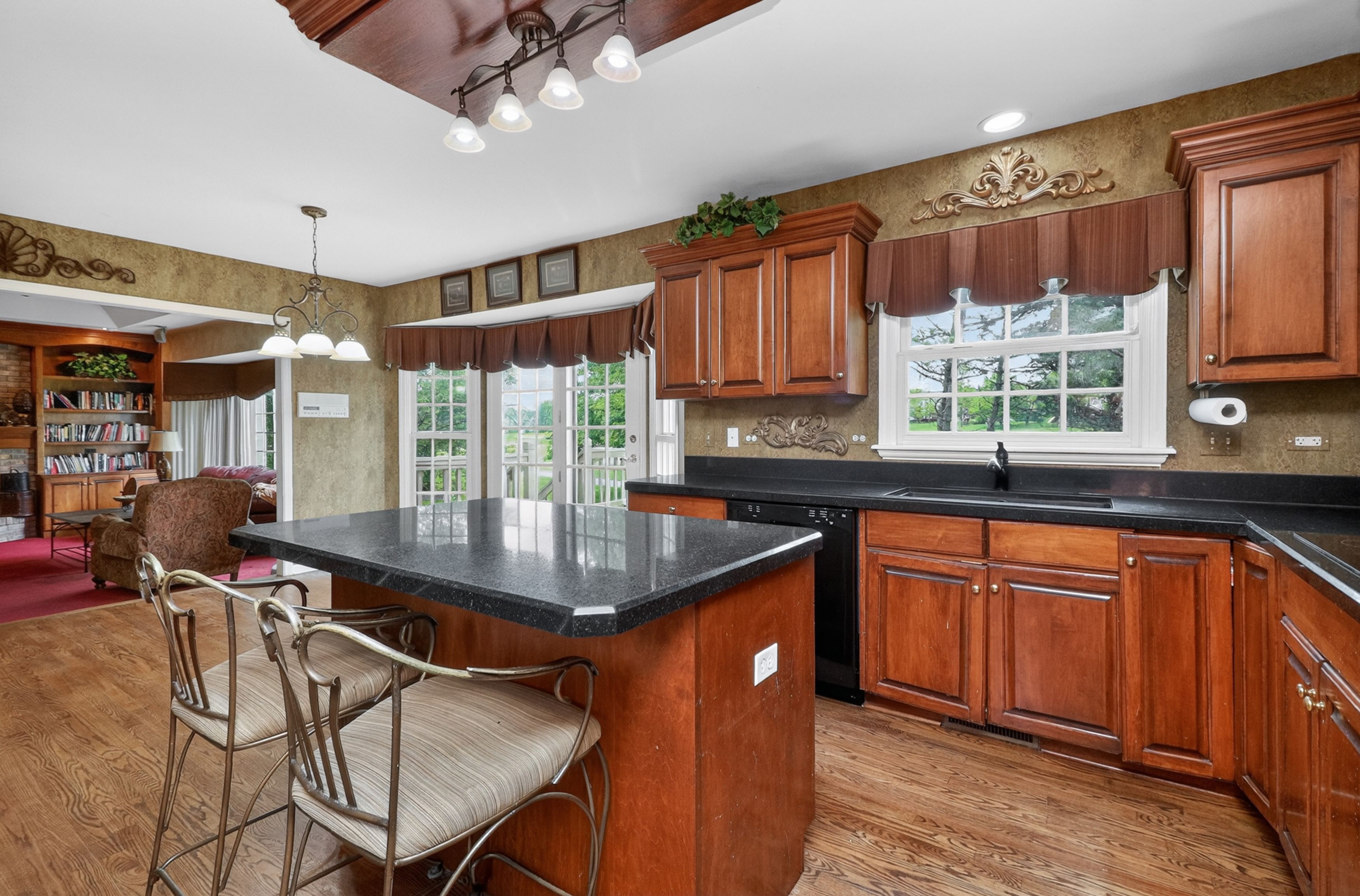  26W248 Tuckaway Court, Winfield, IL, 60190 - 物件實景