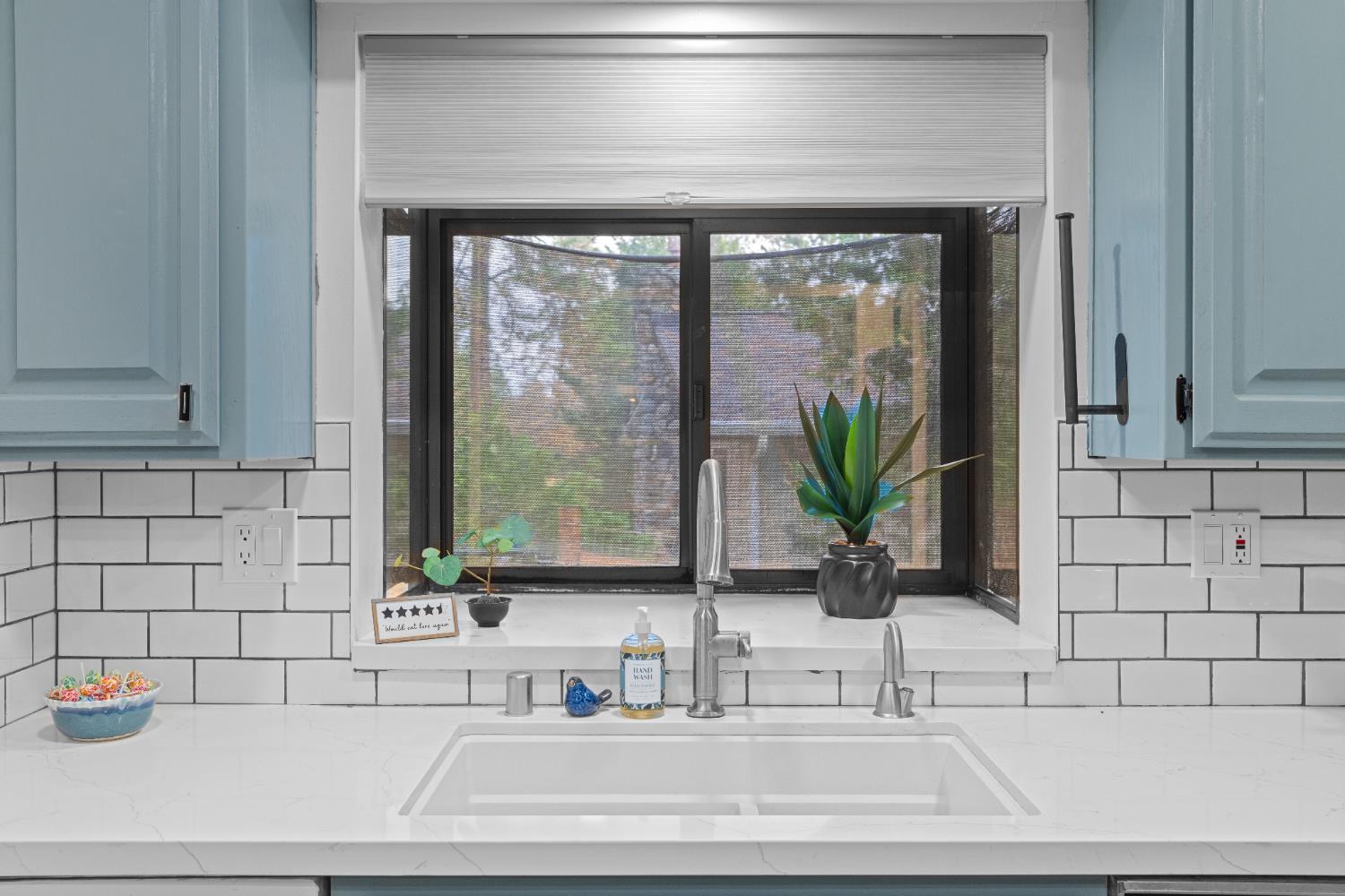 Grass Valley, California, 95949, United States, 3 Bedrooms Bedrooms, ,3 BathroomsBathrooms,Residential,For Sale,1992571