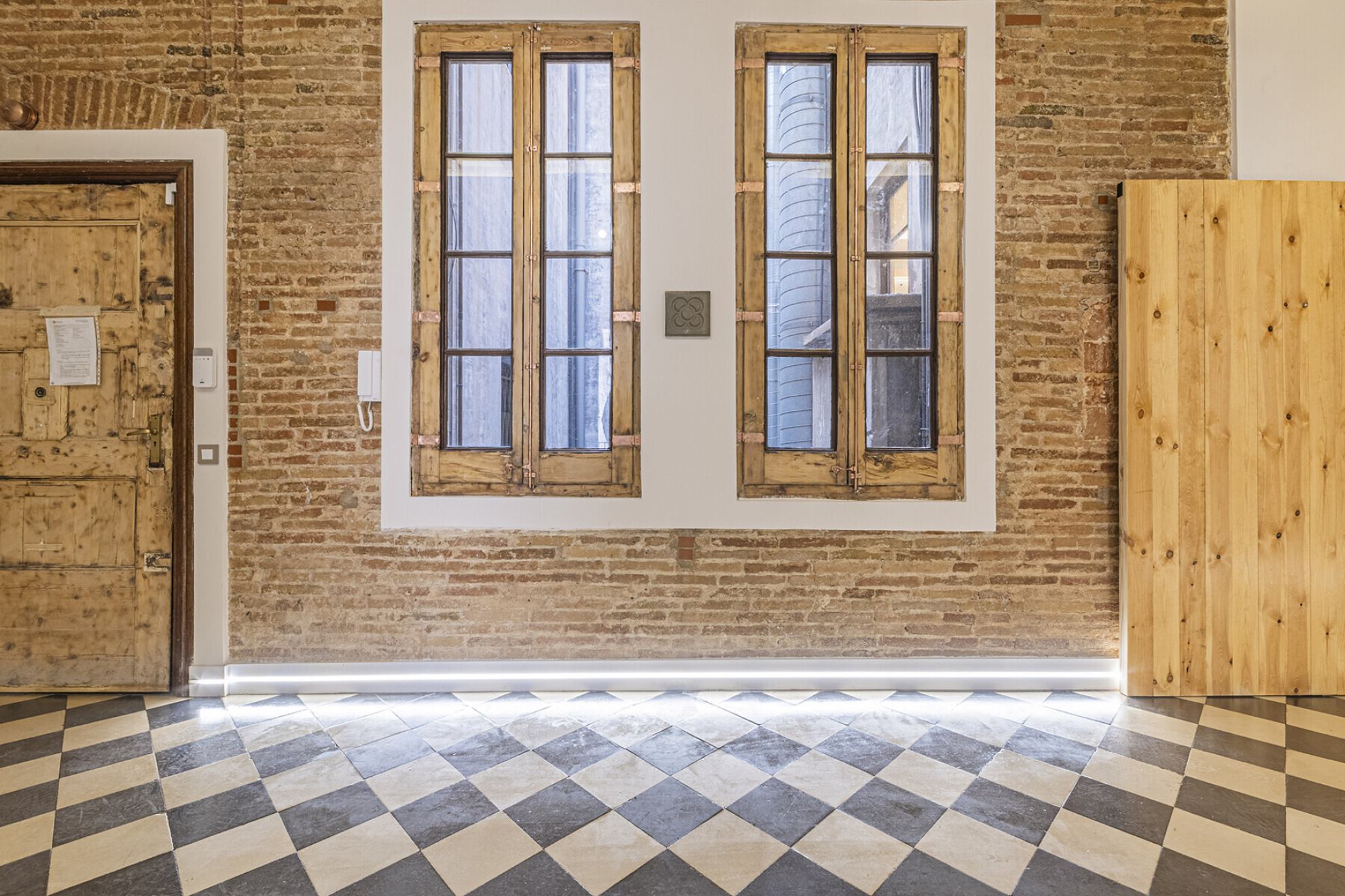  Magnificent, renovated main residence in a historic estate overlooking Port Vell - 物件實景
