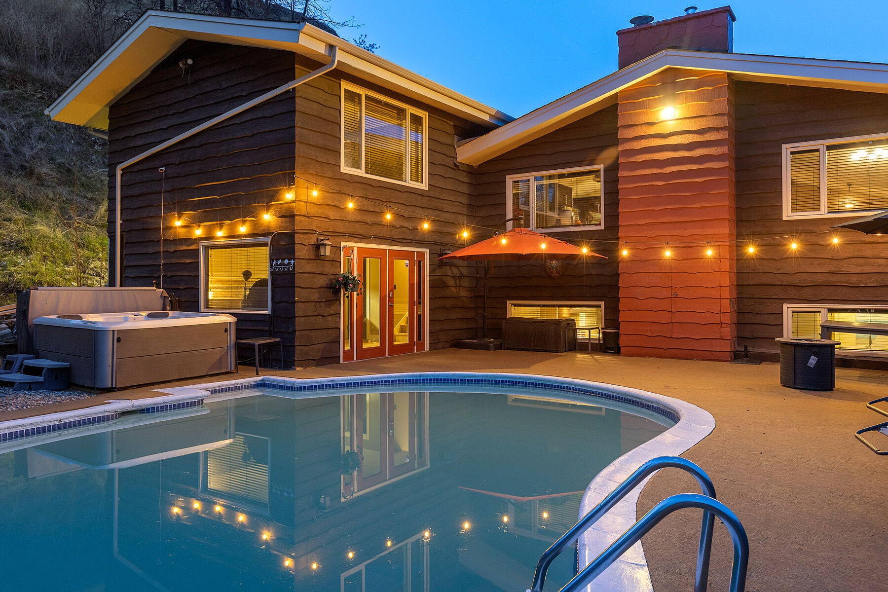  Timeless Design with a Pool - 物件實景