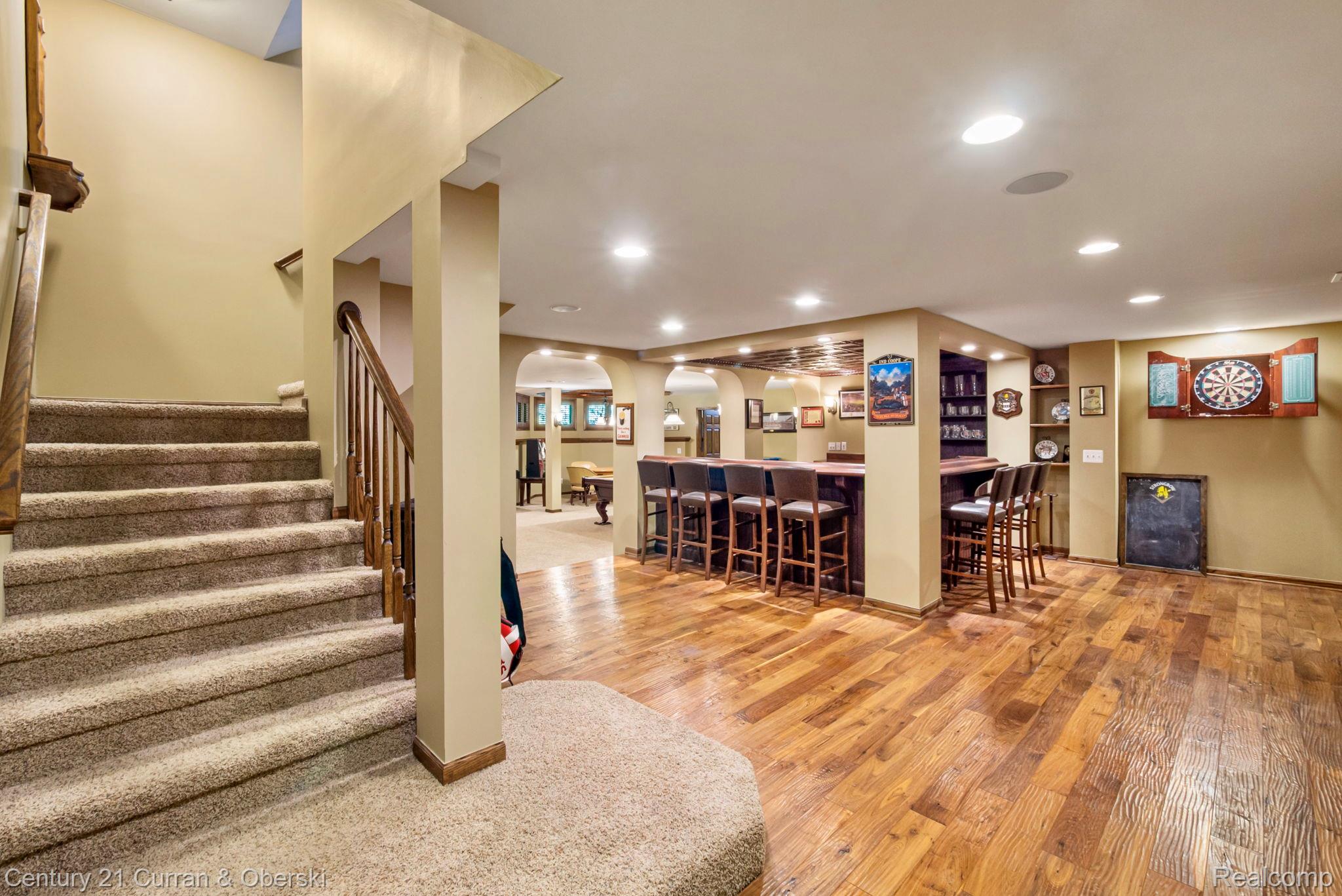 Novi, Michigan, 48374, United States, 4 Bedrooms Bedrooms, ,6 BathroomsBathrooms,Residential,For Sale,1914653
