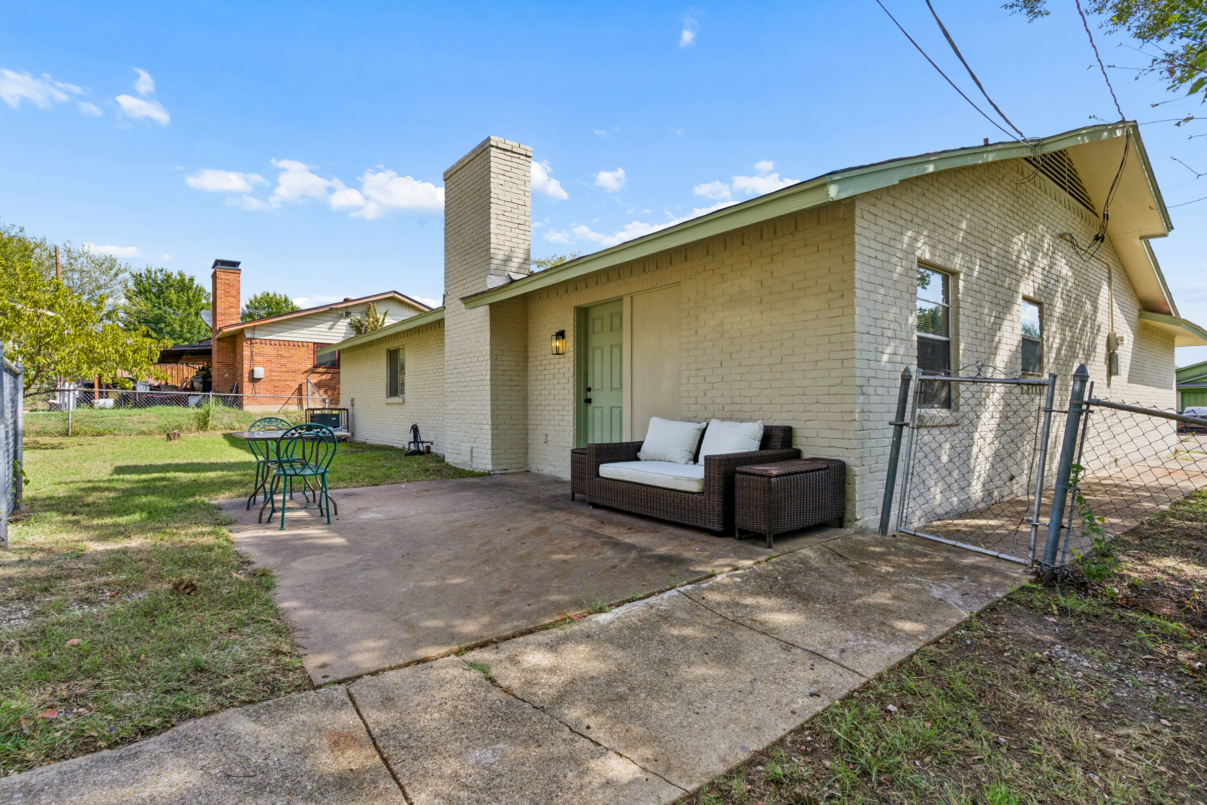  7337 Broken Tree Trail, Dallas, TX, 75232 - 物件實景