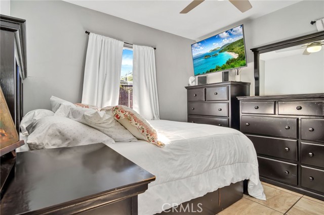 Los Angeles, California, 90023, United States, 3 Bedrooms Bedrooms, ,Residential,For Sale,1879139