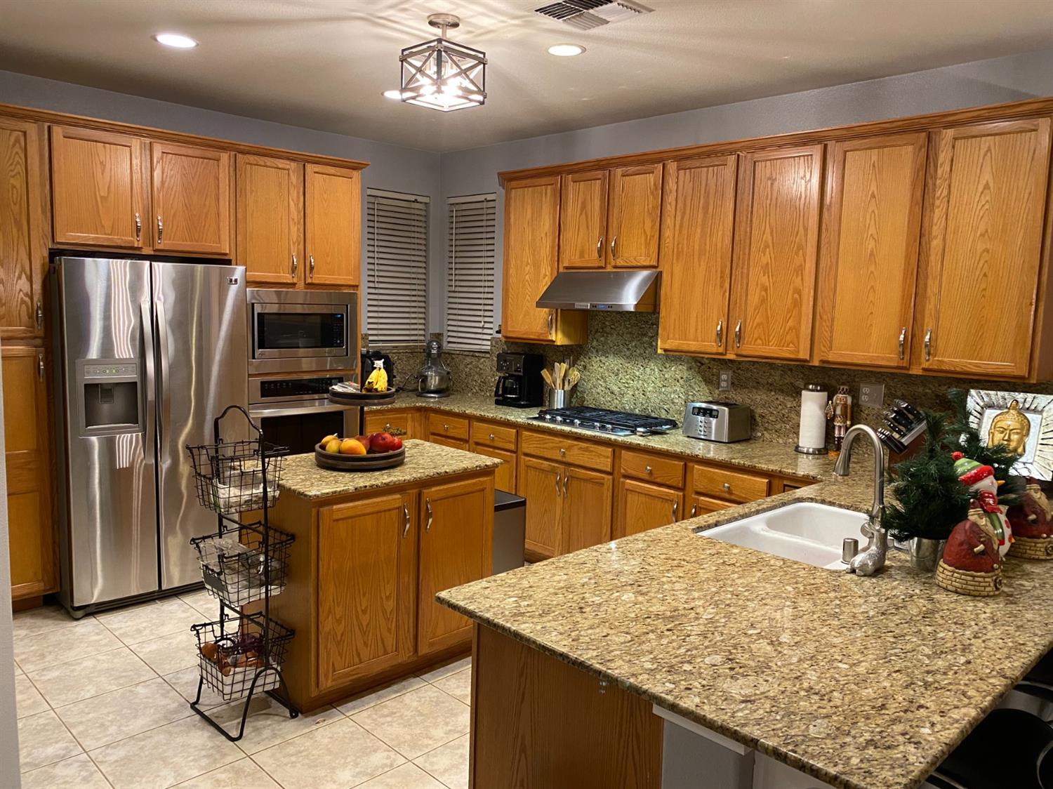 Stockton, California, 95219, United States, 4 Bedrooms Bedrooms, ,3 BathroomsBathrooms,Residential,For Sale,1864763
