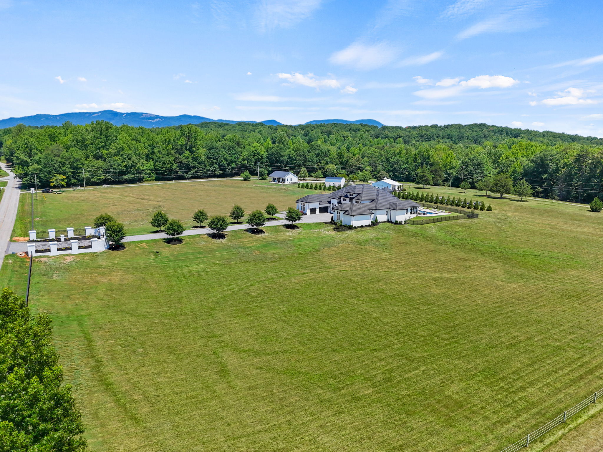  4988 Jordan Road, Greer, SC 29651 - 物件實景