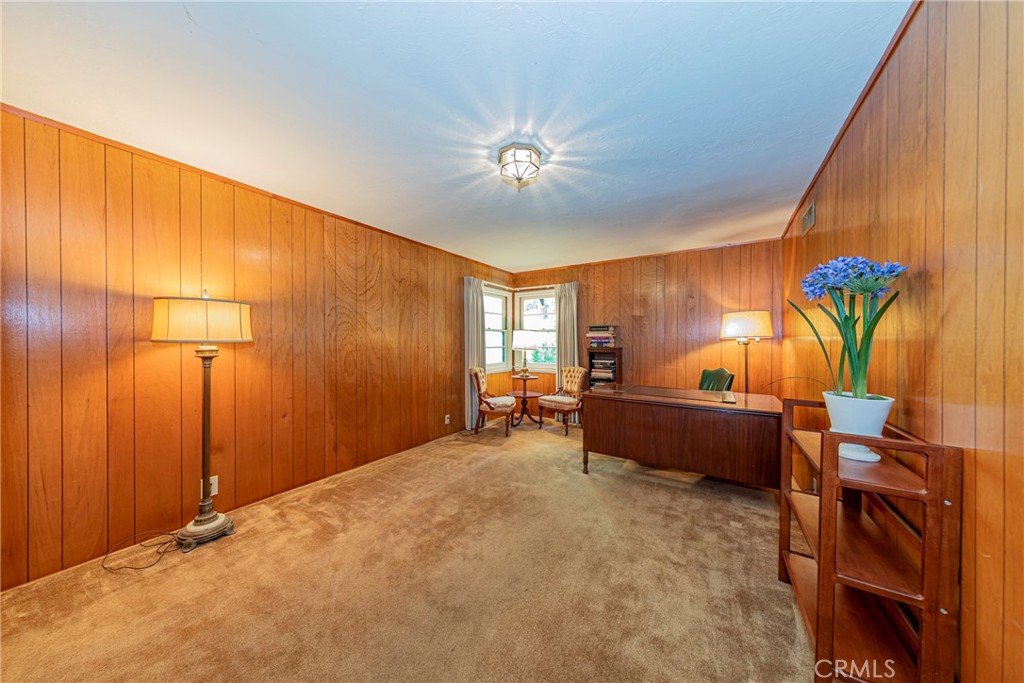 Fish Camp, California, 93623, United States, 5 Bedrooms Bedrooms, ,2 BathroomsBathrooms,Residential,For Sale,1881332