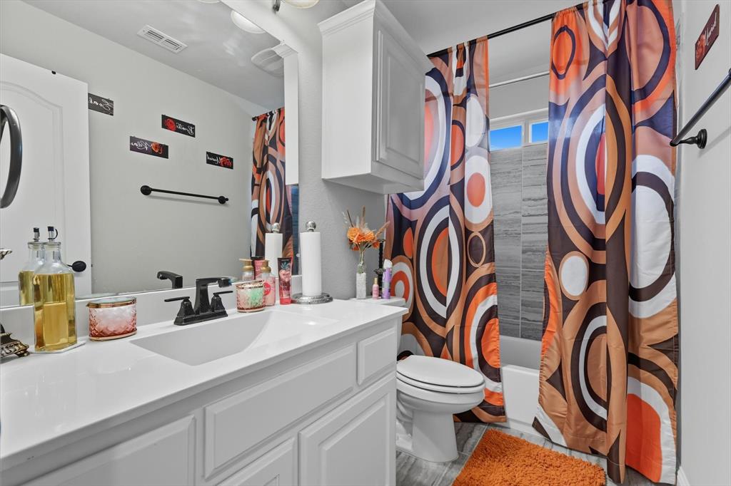 Fate, Texas, 75087, United States, 6 Bedrooms Bedrooms, ,4 BathroomsBathrooms,Residential,For Sale,1974909