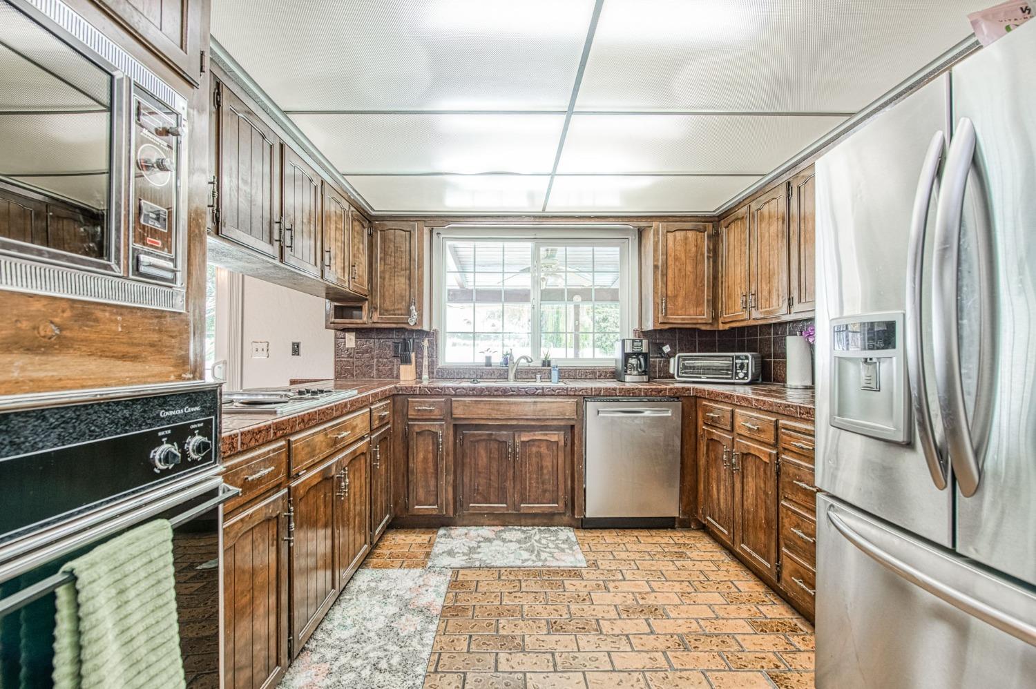 Sanger, California, 93657, United States, 4 Bedrooms Bedrooms, ,3 BathroomsBathrooms,Residential,For Sale,1897829