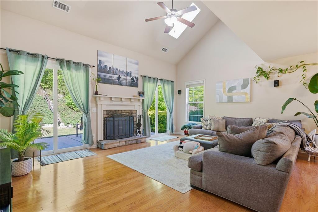 Cumming, Georgia, 30040, United States, 3 Bedrooms Bedrooms, ,3 BathroomsBathrooms,Residential,For Sale,2035800