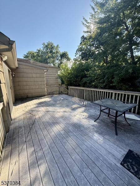Springfield Twp., New Jersey, 07081, United States, 4 Bedrooms Bedrooms, ,4 BathroomsBathrooms,Residential,For Sale,1898567