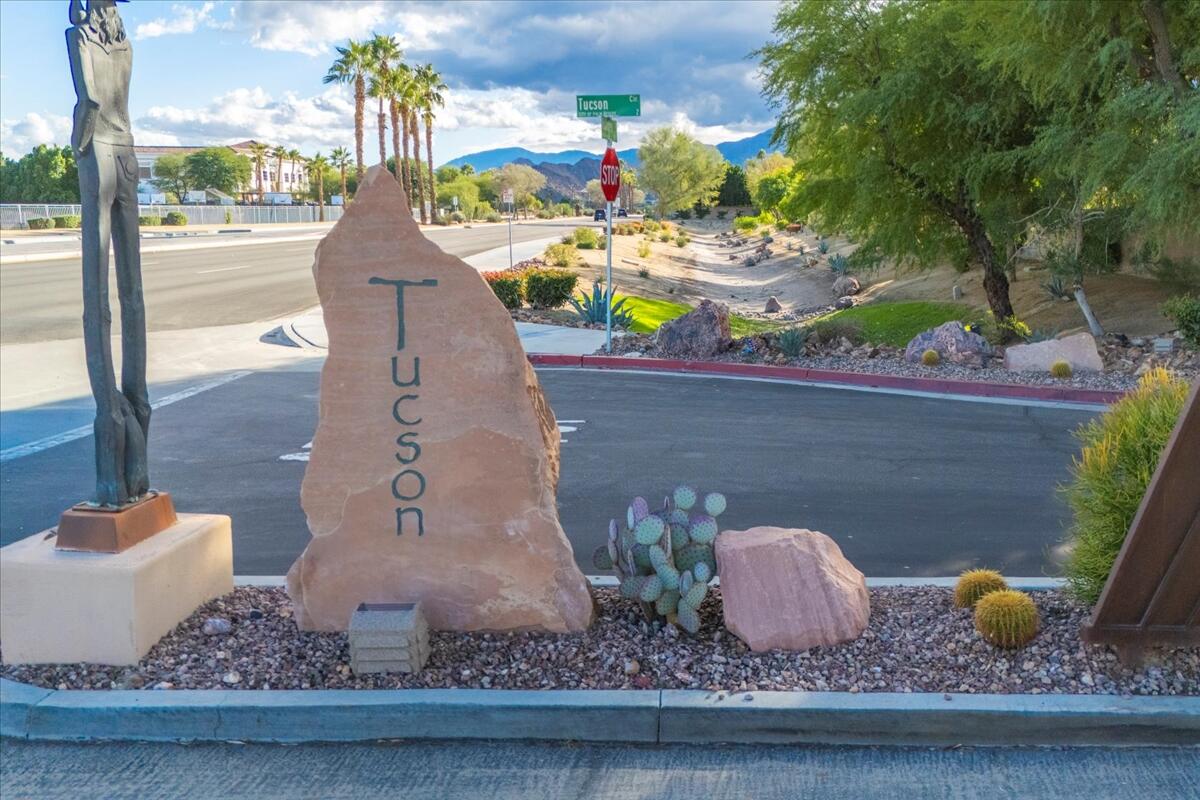 Palm Desert, California, 92211, United States, 3 Bedrooms Bedrooms, ,2 BathroomsBathrooms,Residential,For Sale,1996172