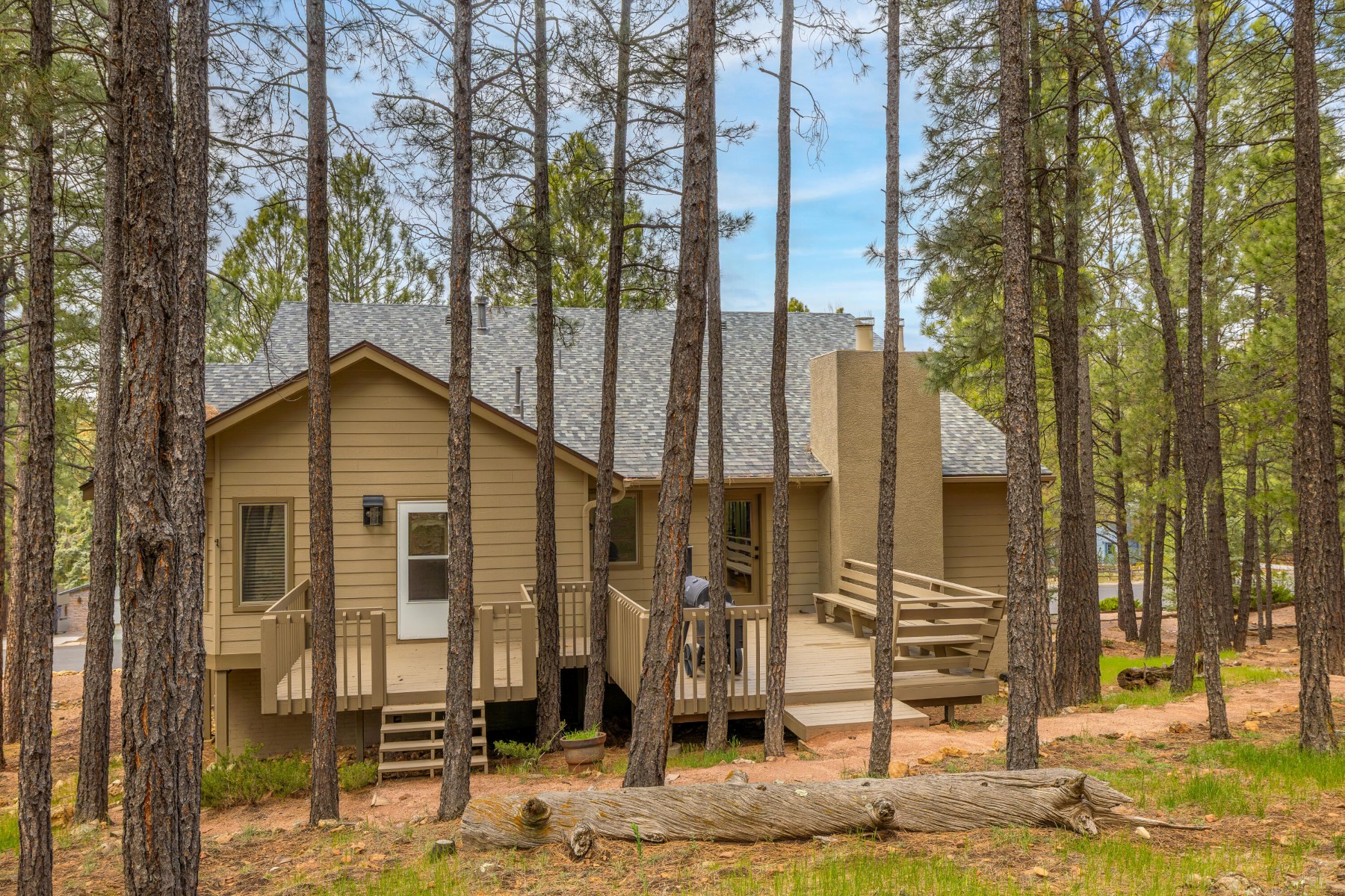  1426 N Edgewood Street¦Flagstaff, AZ - 物件實景