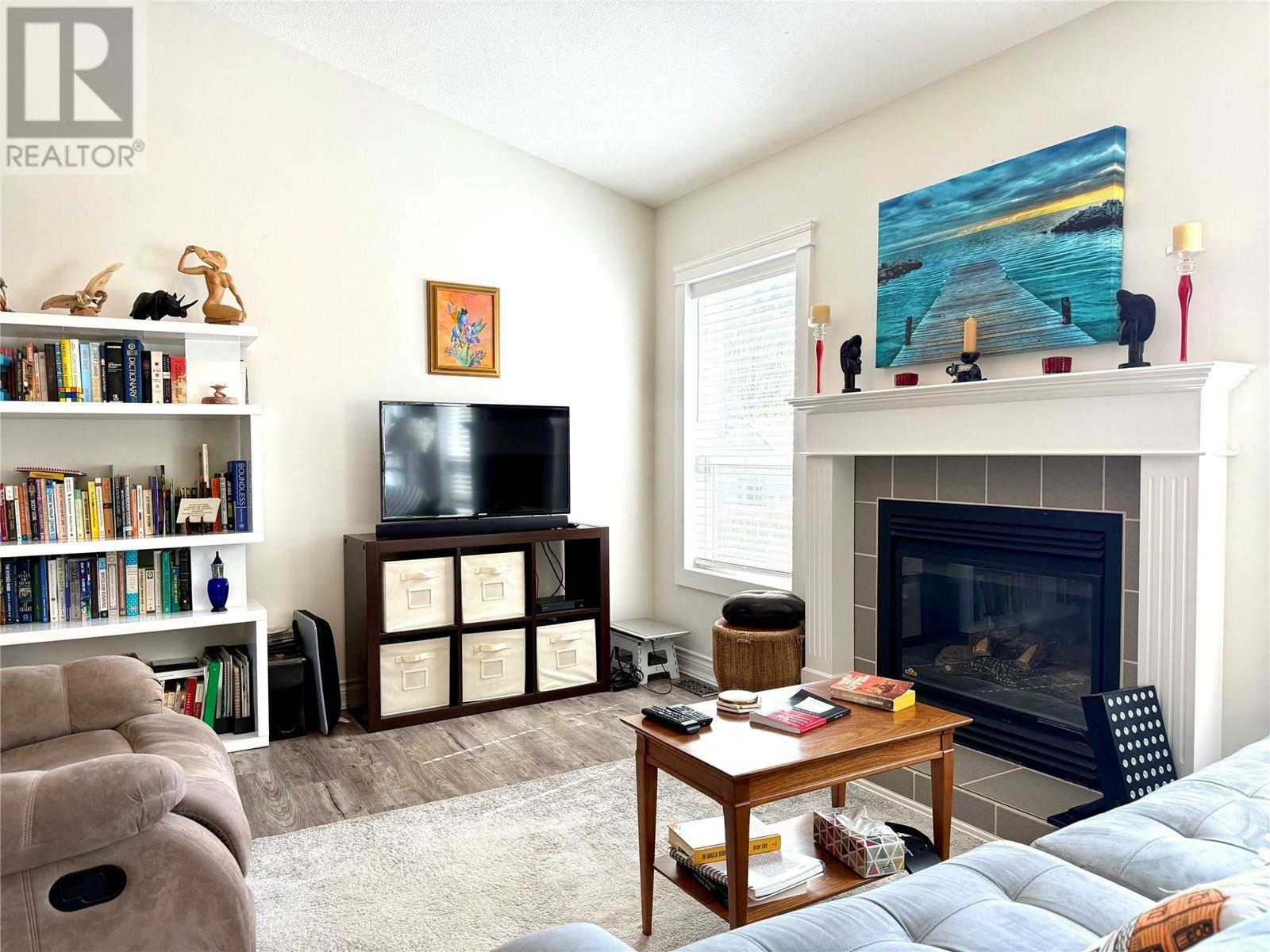 GRAND FORKS, British Columbia, V0H 1H0, CA, 5 Bedrooms Bedrooms, ,2 BathroomsBathrooms,Residential,For Sale,1837814