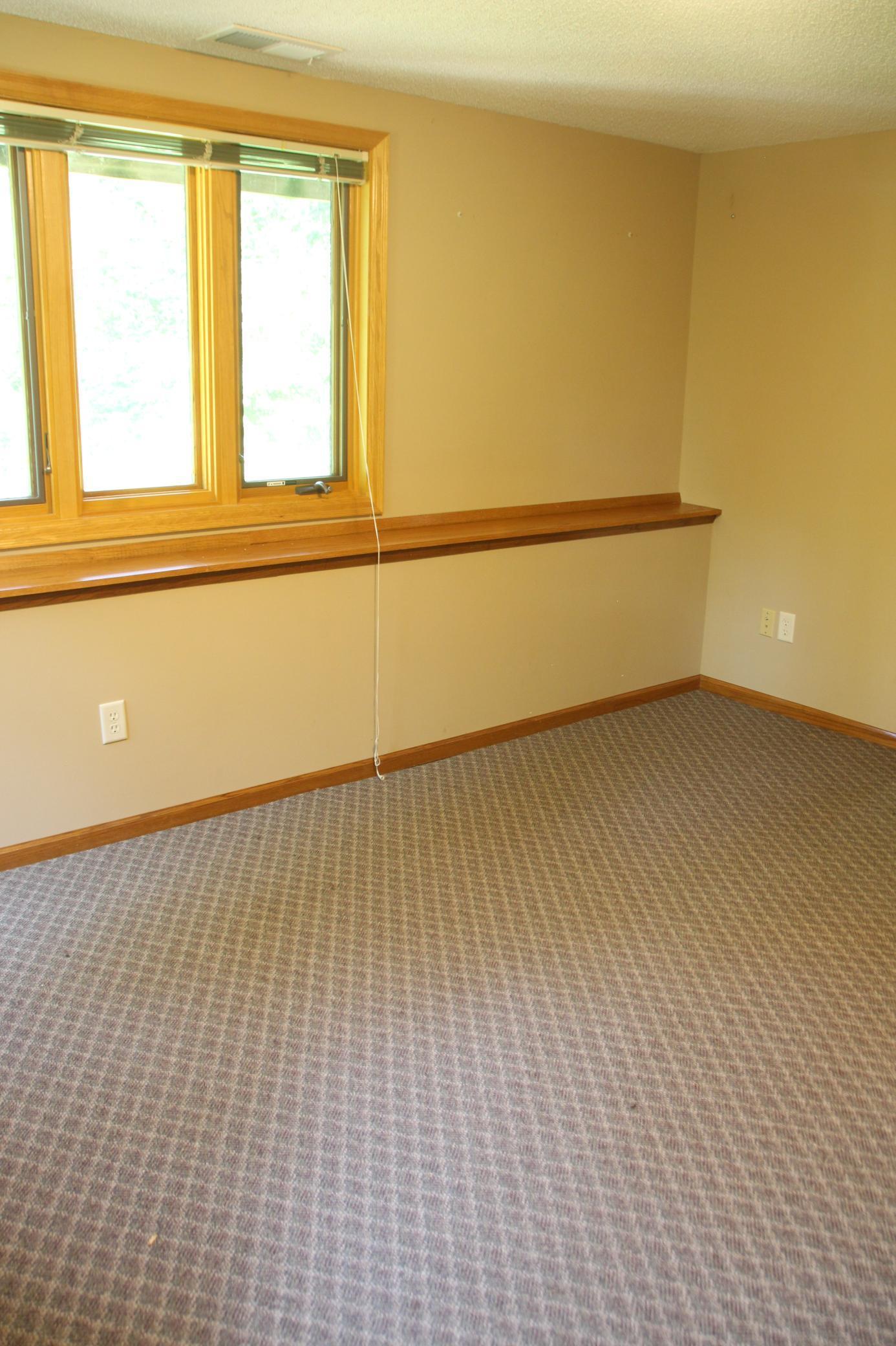 Lakeville, Minnesota, 55044, United States, 3 Bedrooms Bedrooms, ,2 BathroomsBathrooms,Residential,For Sale,1941010