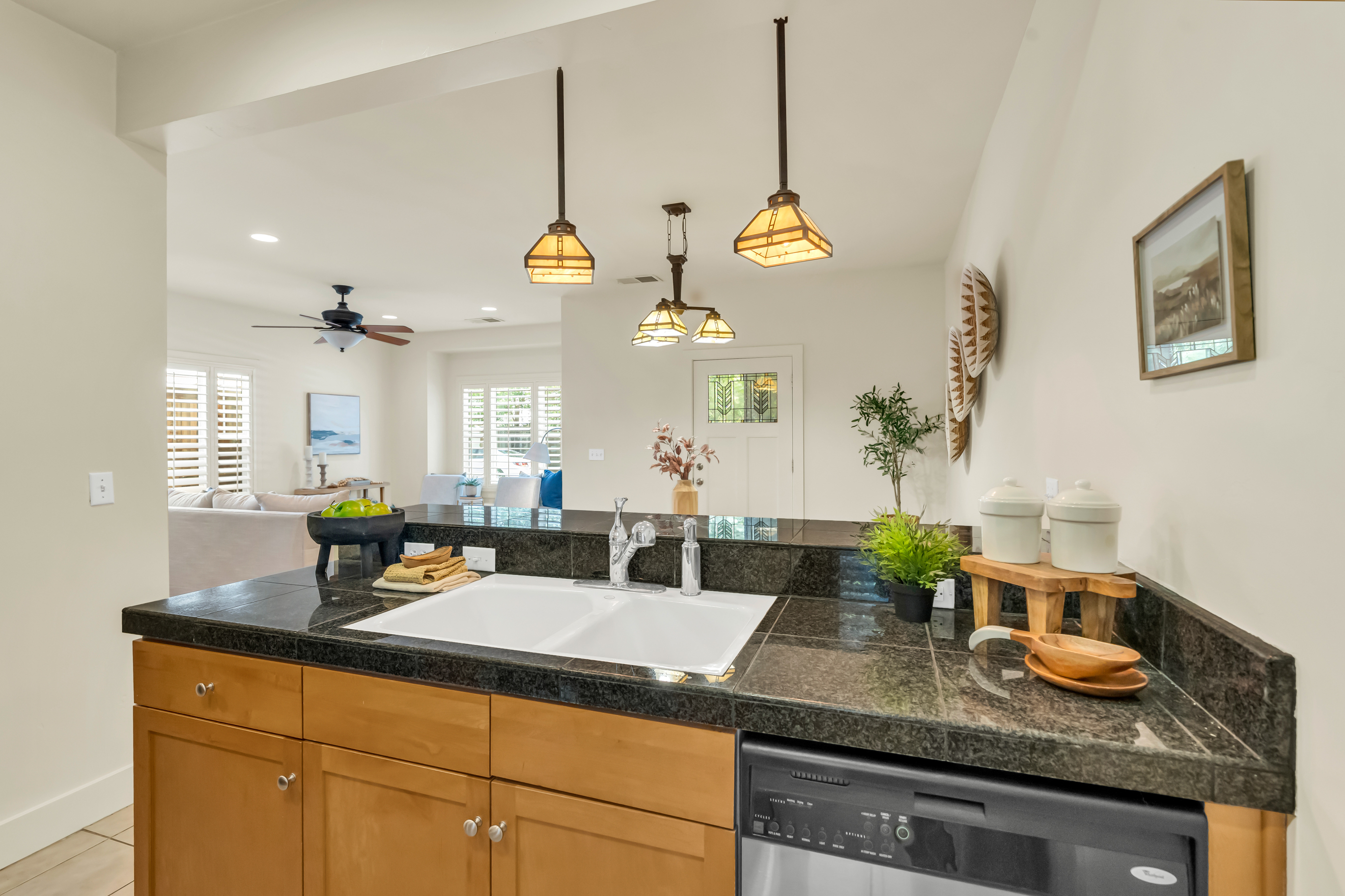  936 52nd Street, Sacramento, CA, 95819 - 物件實景