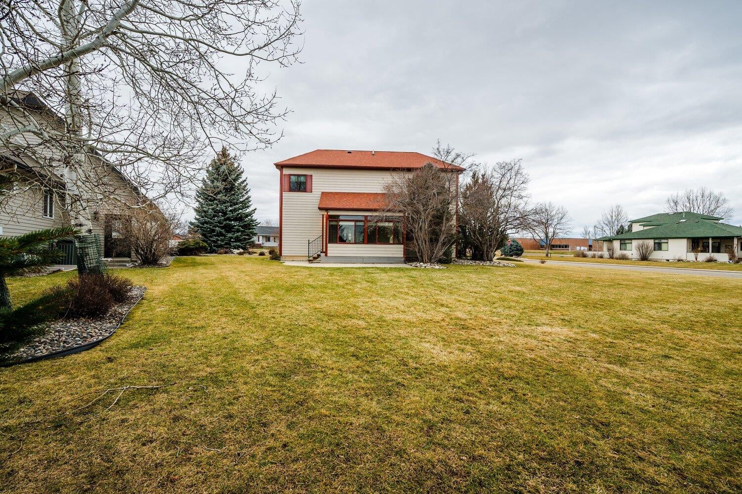 Sheridan, Wyoming, 82801, United States, 3 Bedrooms Bedrooms, ,3 BathroomsBathrooms,Residential,For Sale,2010007