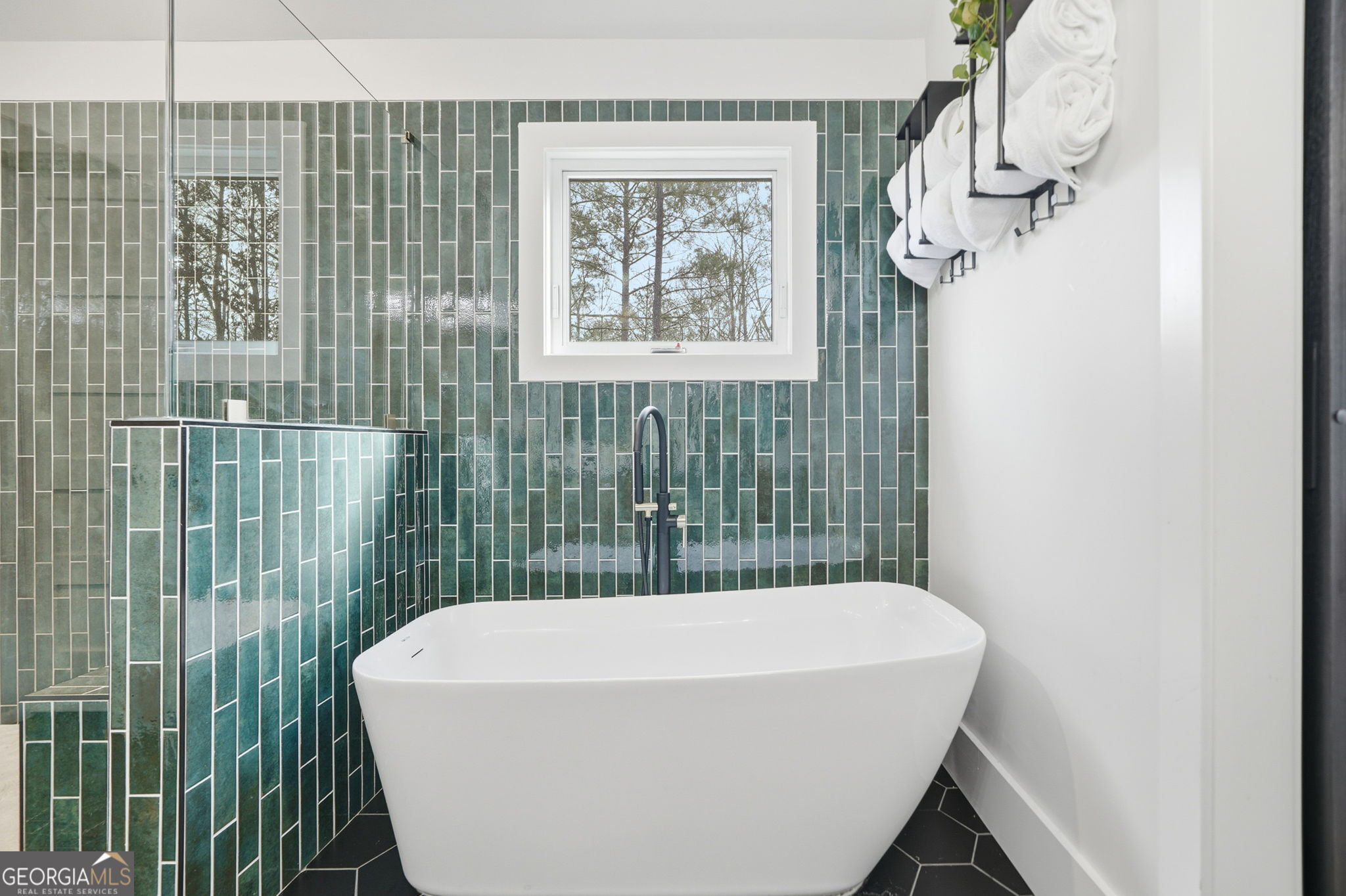 Canton, Georgia, 30114, United States, 4 Bedrooms Bedrooms, ,3 BathroomsBathrooms,Residential,For Sale,2013857