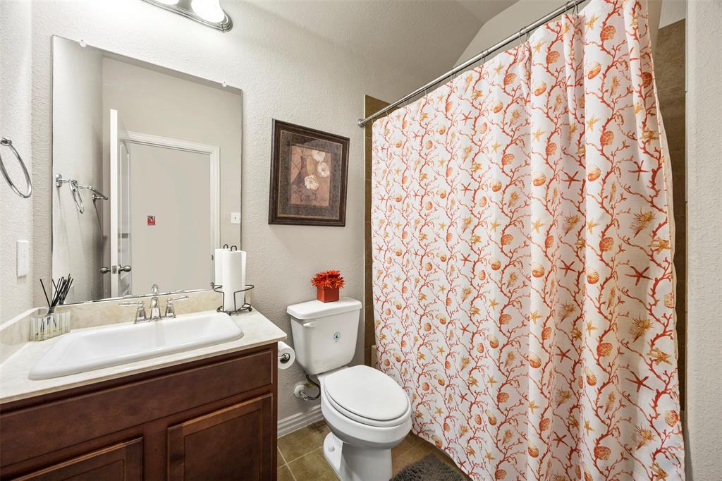 Northlake, Texas, 76226, United States, 5 Bedrooms Bedrooms, ,4 BathroomsBathrooms,Residential,For Sale,2049353