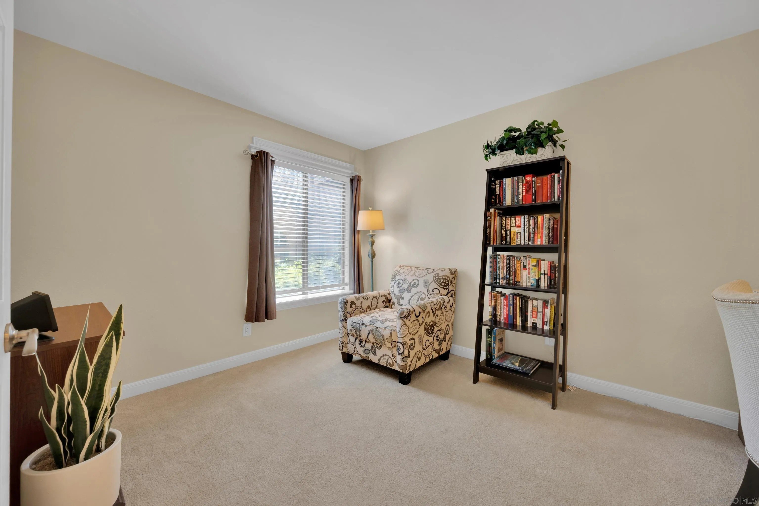San Diego, California, 92119, United States, 3 Bedrooms Bedrooms, ,3 BathroomsBathrooms,Residential,For Sale,1910844