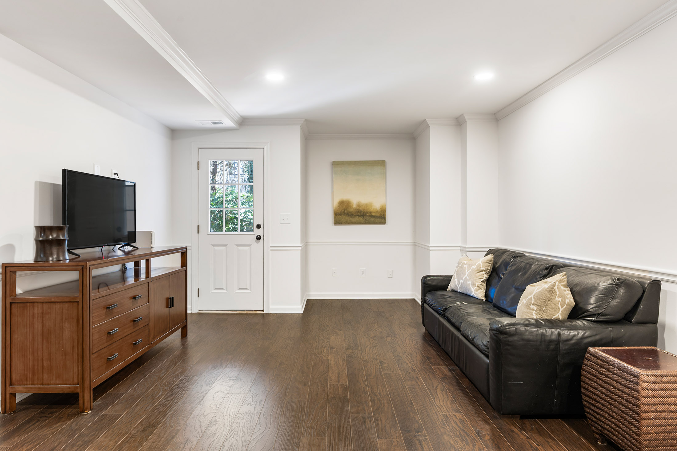  Charming Home Offers the Perfect Blend of Charm, Function, and Location - 物件實景