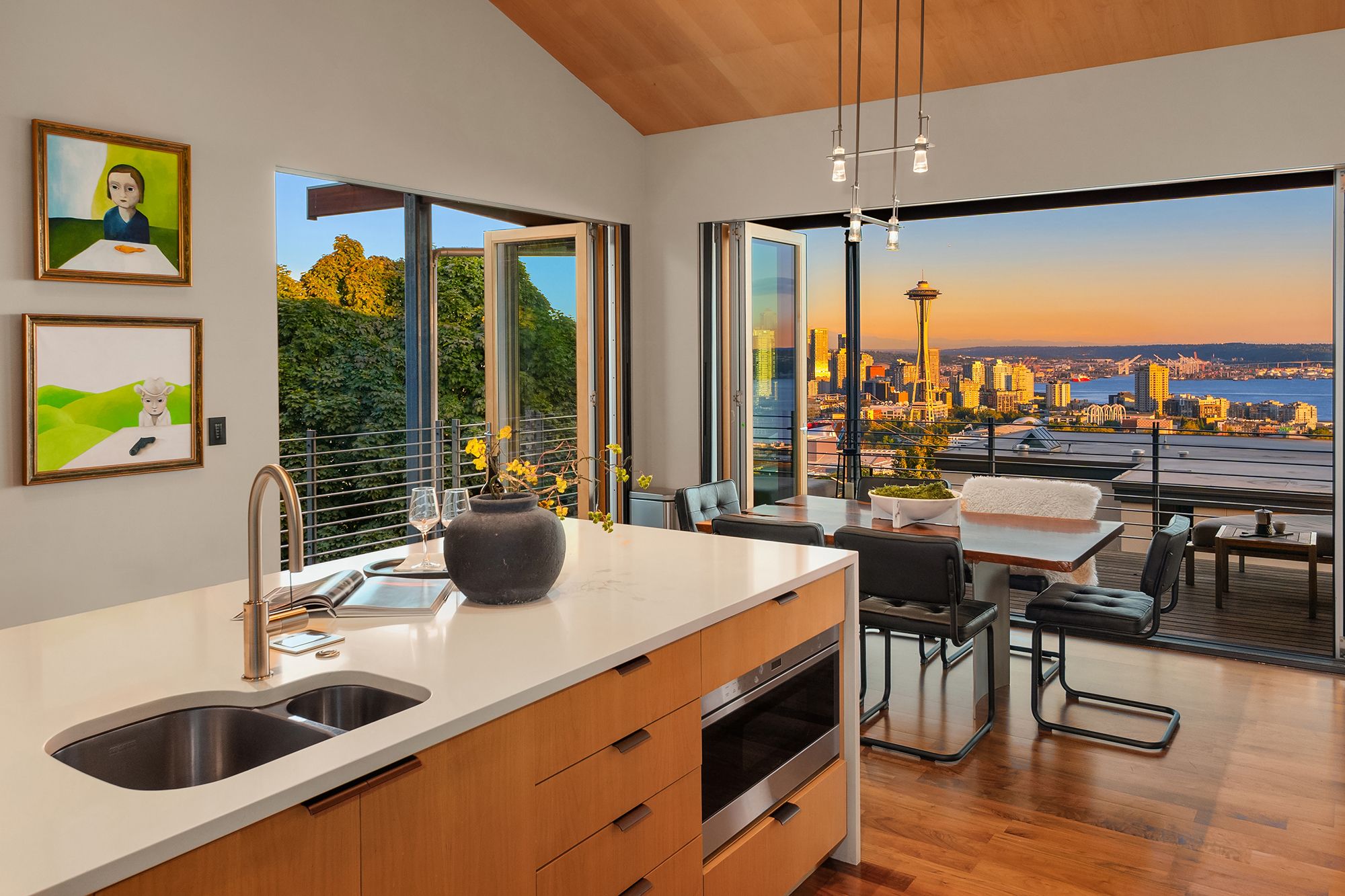  1215 Warren Ave N, Seattle, WA 98109 - 物件實景