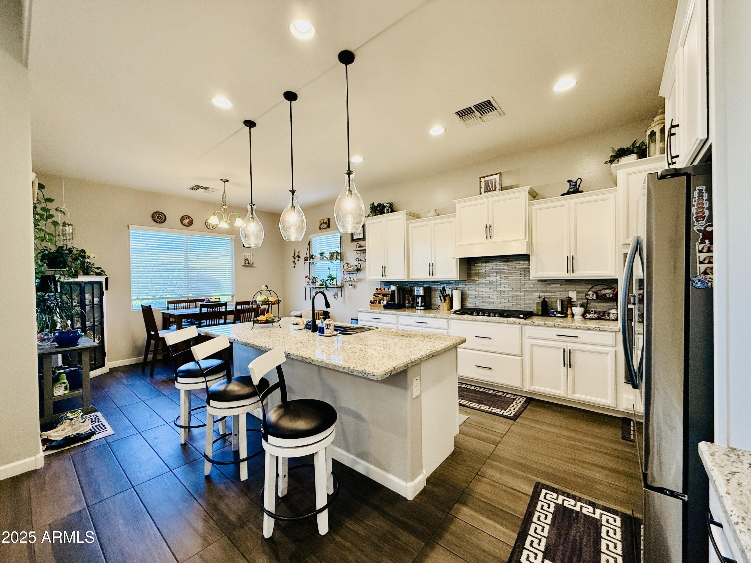 Litchfield Park, Arizona, 85340, United States, 3 Bedrooms Bedrooms, ,3 BathroomsBathrooms,Residential,For Sale,1989553