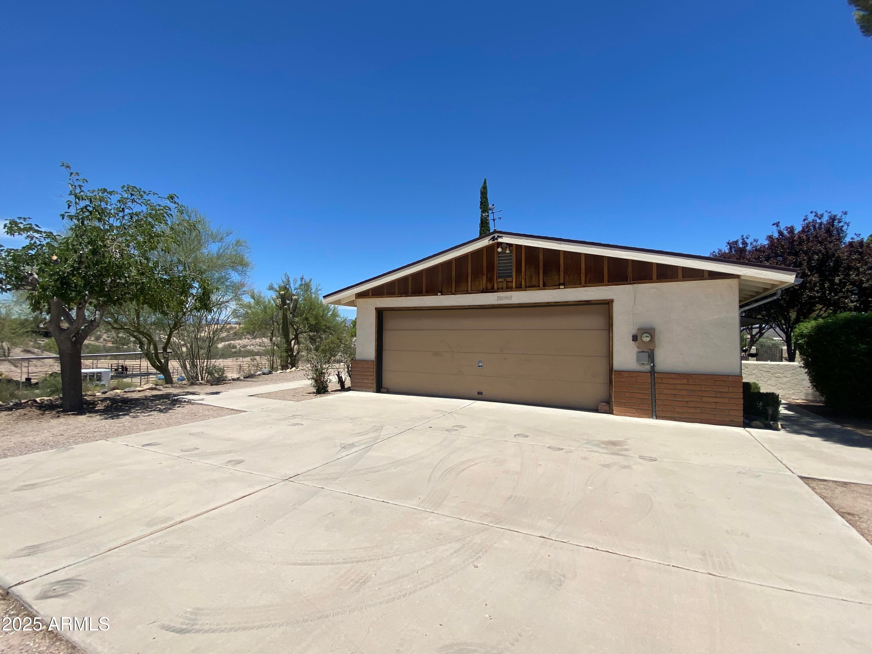 Wickenburg, Arizona, 85390, United States, 4 Bedrooms Bedrooms, ,2 BathroomsBathrooms,Residential,For Sale,1983414