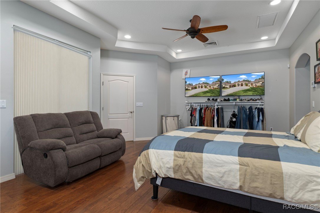 Crystal River, Florida, 34428, United States, 4 Bedrooms Bedrooms, ,4 BathroomsBathrooms,Residential,For Sale,1983688