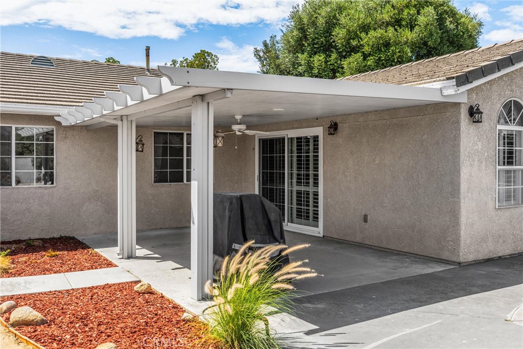 Upland, California, 91786, United States, 5 Bedrooms Bedrooms, ,2 BathroomsBathrooms,Residential,For Sale,1927860