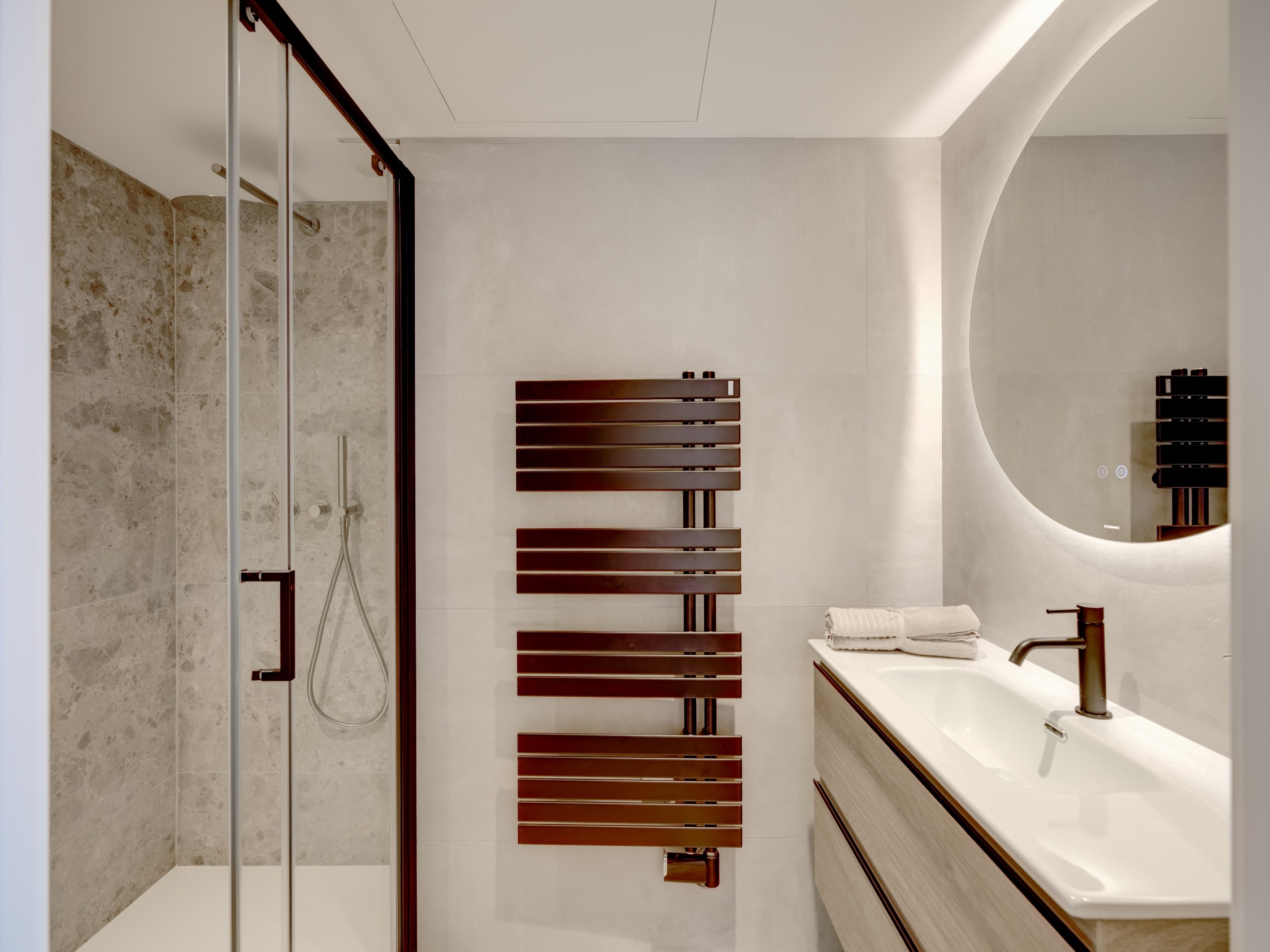  Antibes centre apartment 94 sqm 40 sqm terrace 2 bedroom near beaches Old Town … - 物件實景