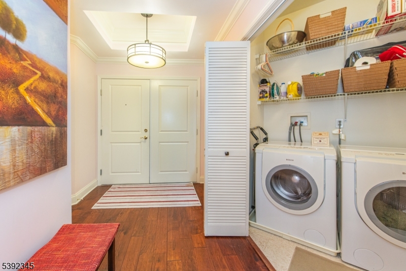 Clifton City, New Jersey, 07013, United States, 2 Bedrooms Bedrooms, ,2 BathroomsBathrooms,Residential,For Sale,1971502