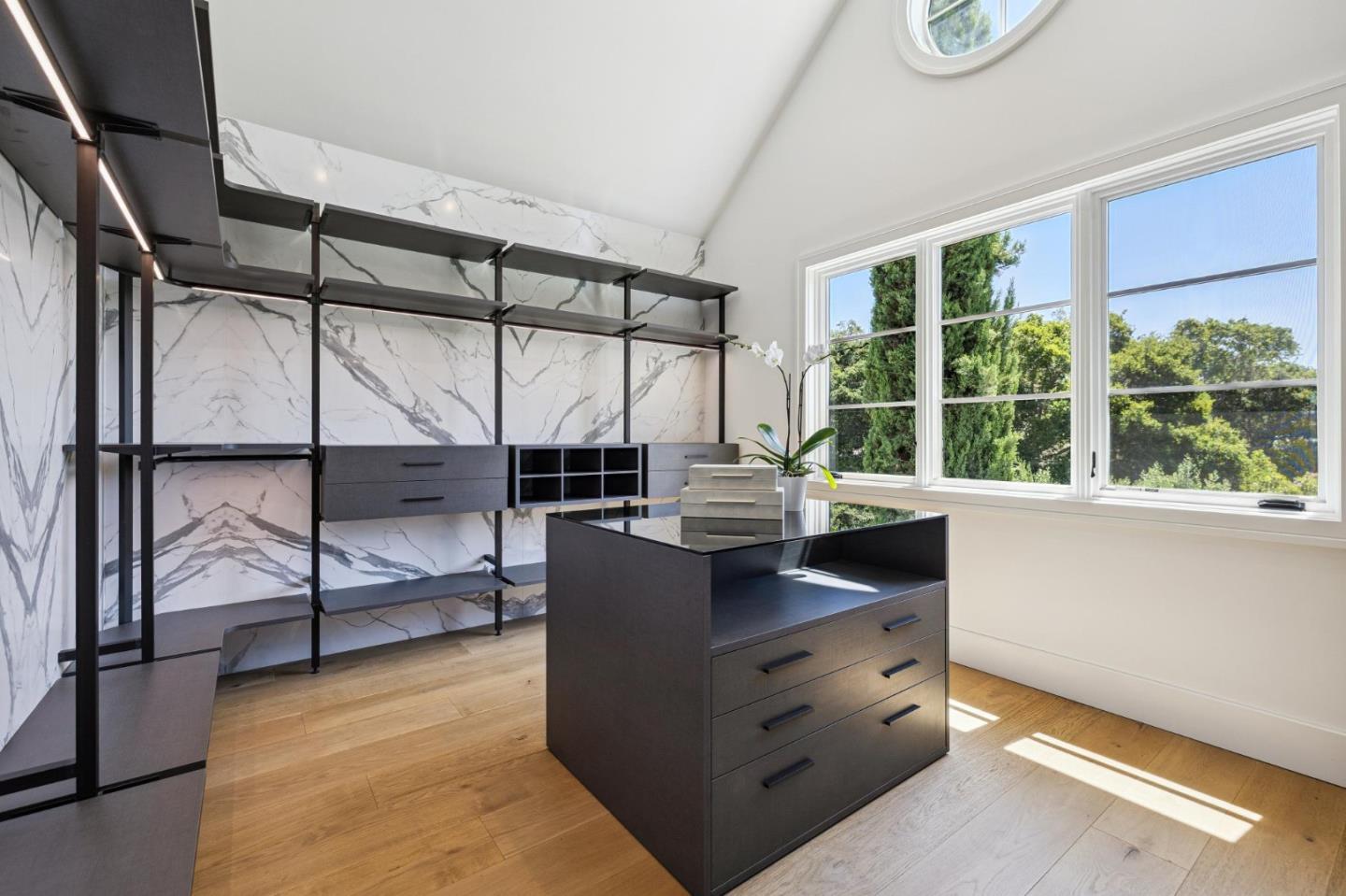 Atherton, California, 94027, United States, 8 Bedrooms Bedrooms, ,11 BathroomsBathrooms,Residential,For Sale,1942052