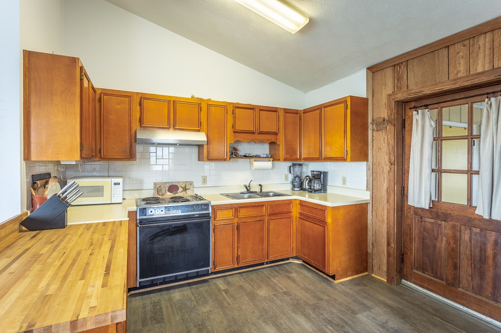 St. George Island, Florida, 32328, United States, 2 Bedrooms Bedrooms, ,2 BathroomsBathrooms,Residential,For Sale,1981001