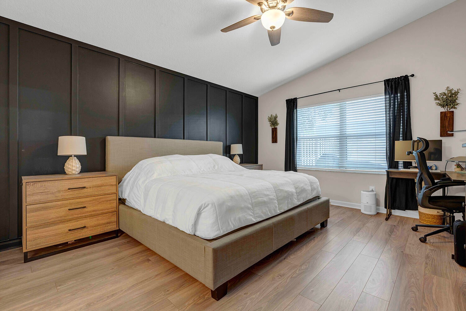 Boca Raton, Florida, 33433, United States, 3 Bedrooms Bedrooms, ,2 BathroomsBathrooms,Residential,For Sale,2048955