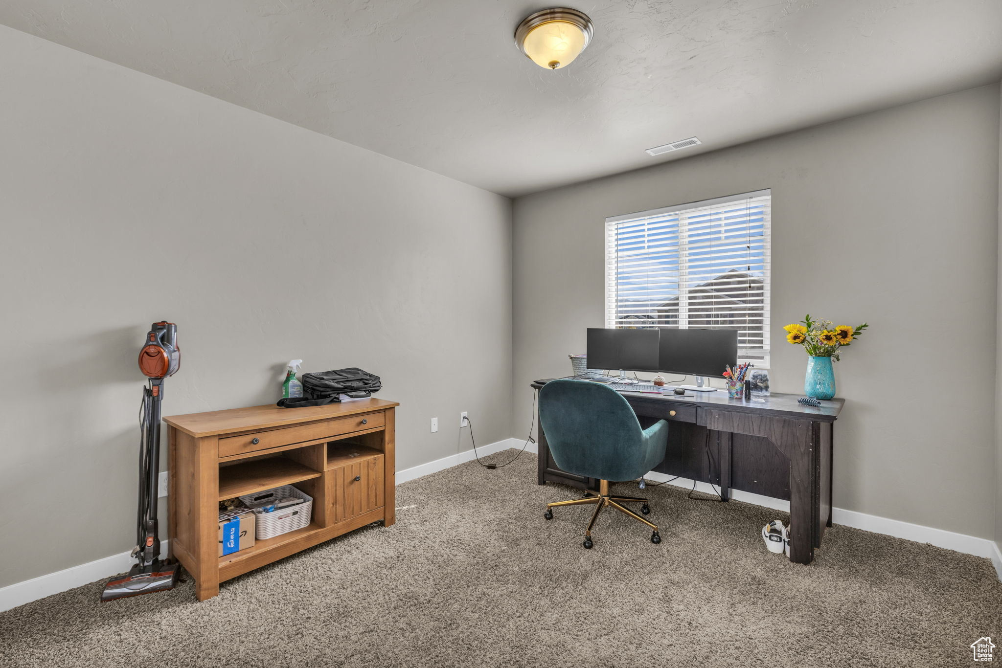 Stansbury Park, Utah, 84074, United States, 4 Bedrooms Bedrooms, ,3 BathroomsBathrooms,Residential,For Sale,1956309