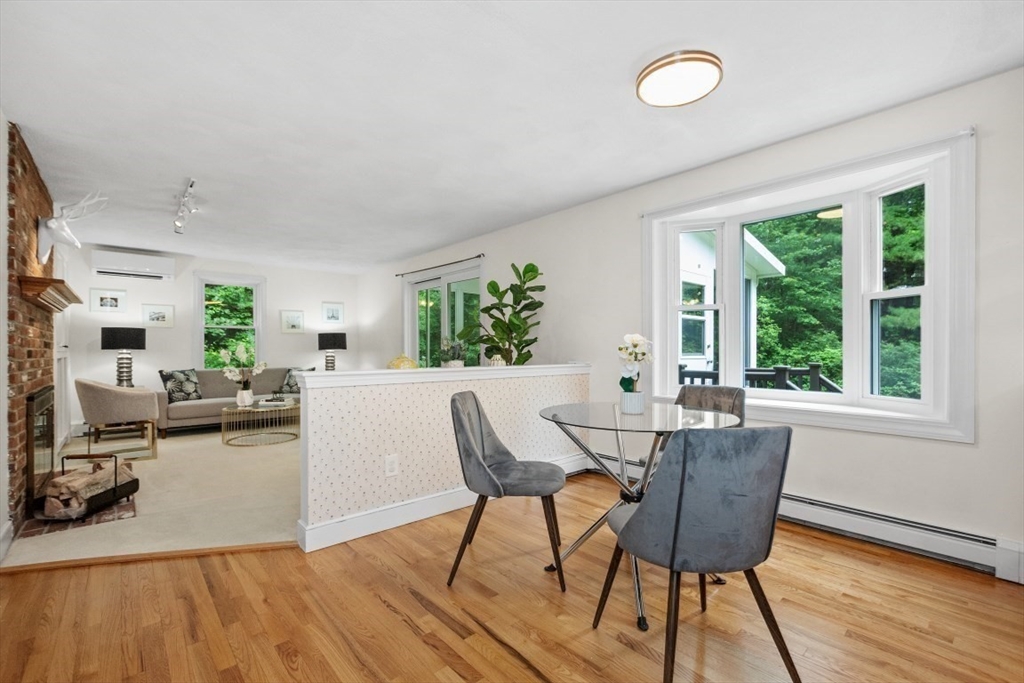 Rowley, Massachusetts, 01969, United States, 4 Bedrooms Bedrooms, ,3 BathroomsBathrooms,Residential,For Sale,1867579