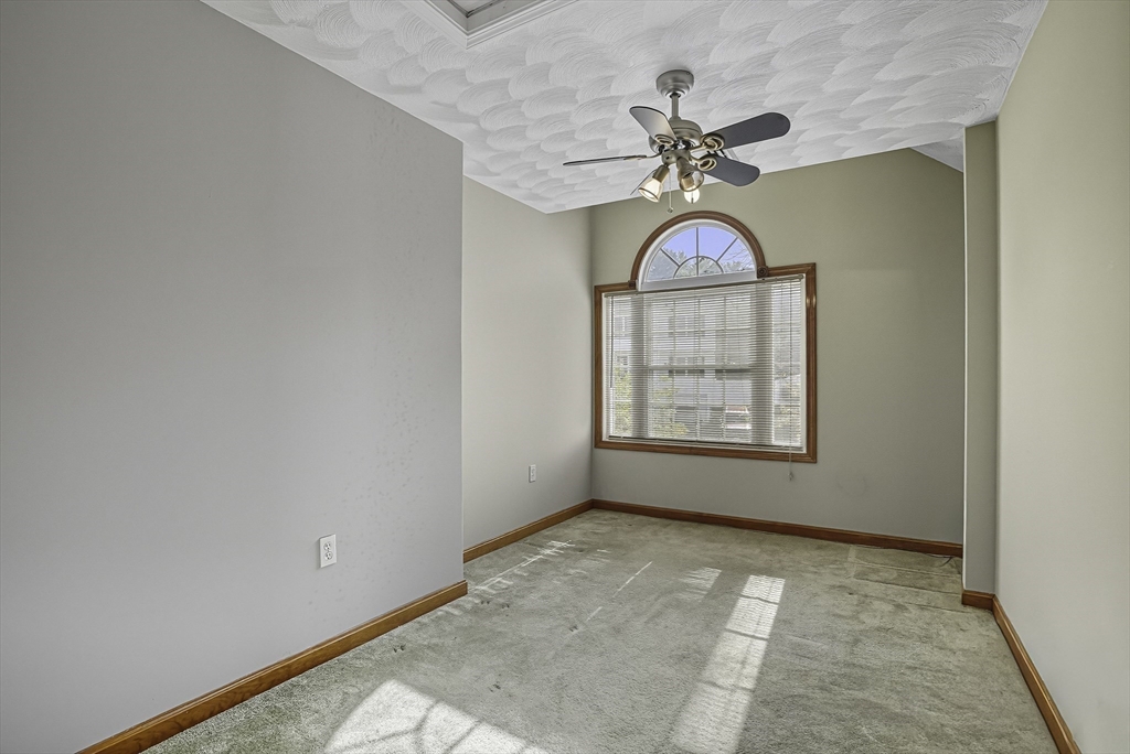 Worcester, Massachusetts, 01606, United States, 4 Bedrooms Bedrooms, ,3 BathroomsBathrooms,Residential,For Sale,2012062