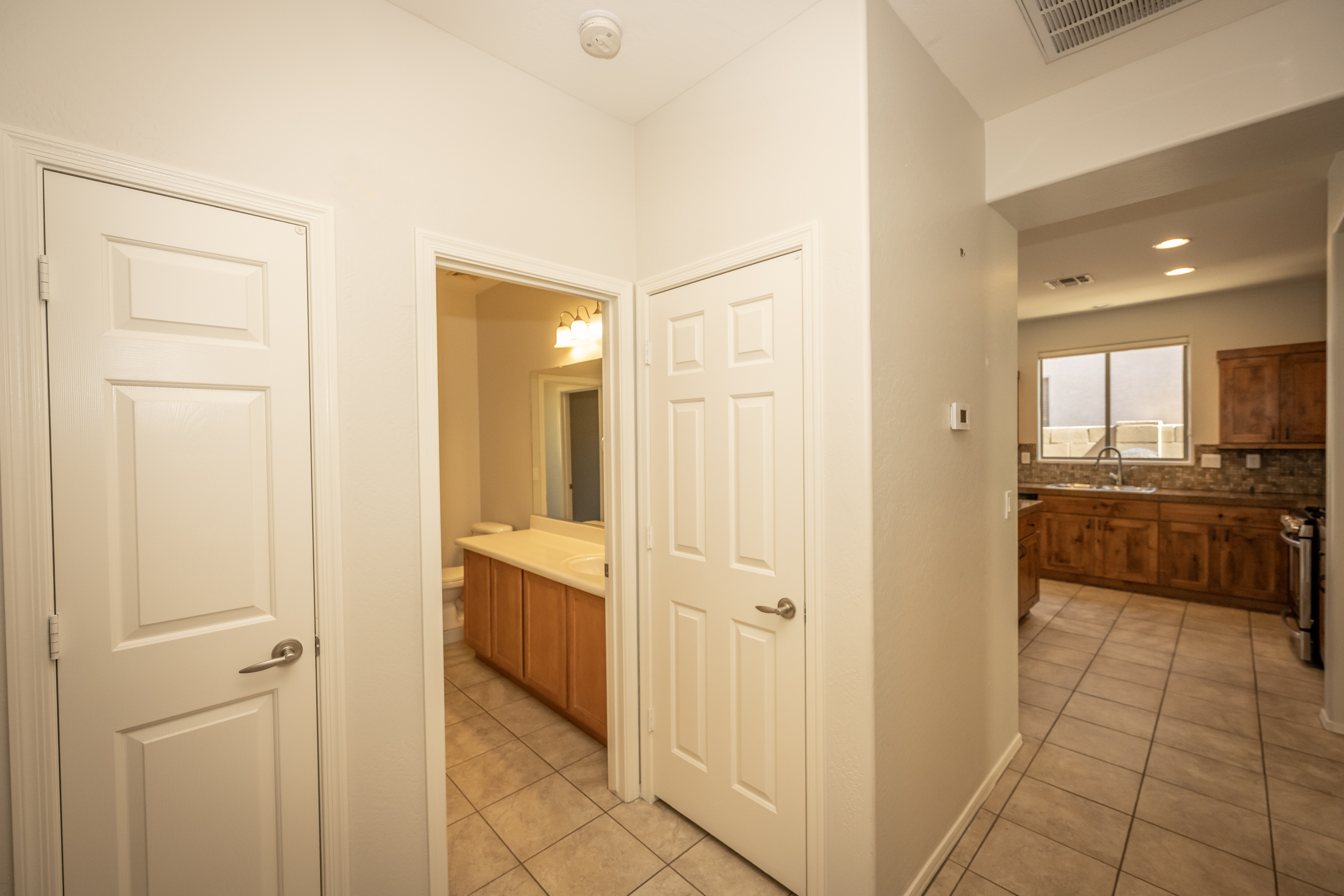 ANTHEM, Arizona, 85086, United States, 4 Bedrooms Bedrooms, ,2 BathroomsBathrooms,Residential,For Sale,1937627