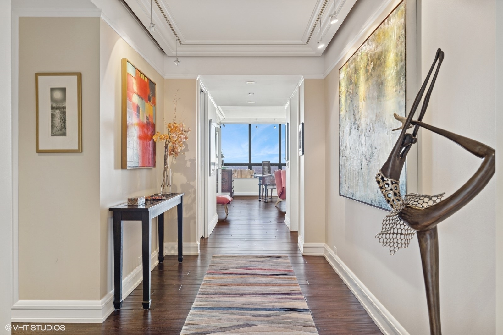 Chicago, Illinois, 60611, United States, 3 Bedrooms Bedrooms, ,3 BathroomsBathrooms,Residential,For Sale,1941703