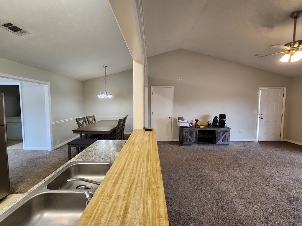 Columbus, Georgia, 31909, United States, 10 Bedrooms Bedrooms, ,8 BathroomsBathrooms,Residential,For Sale,1931089