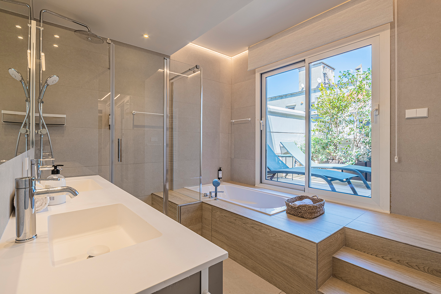  Penthouse duplex with 80m2 of terraces in the center of Galvany - 物件實景