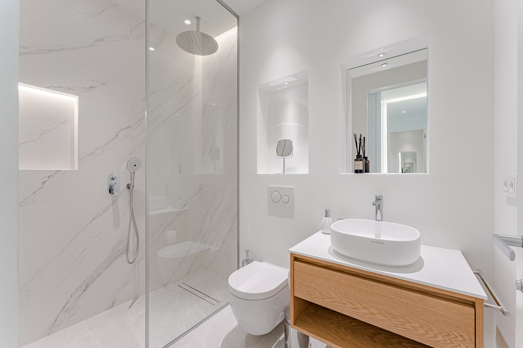  Exclusive luxury villas 