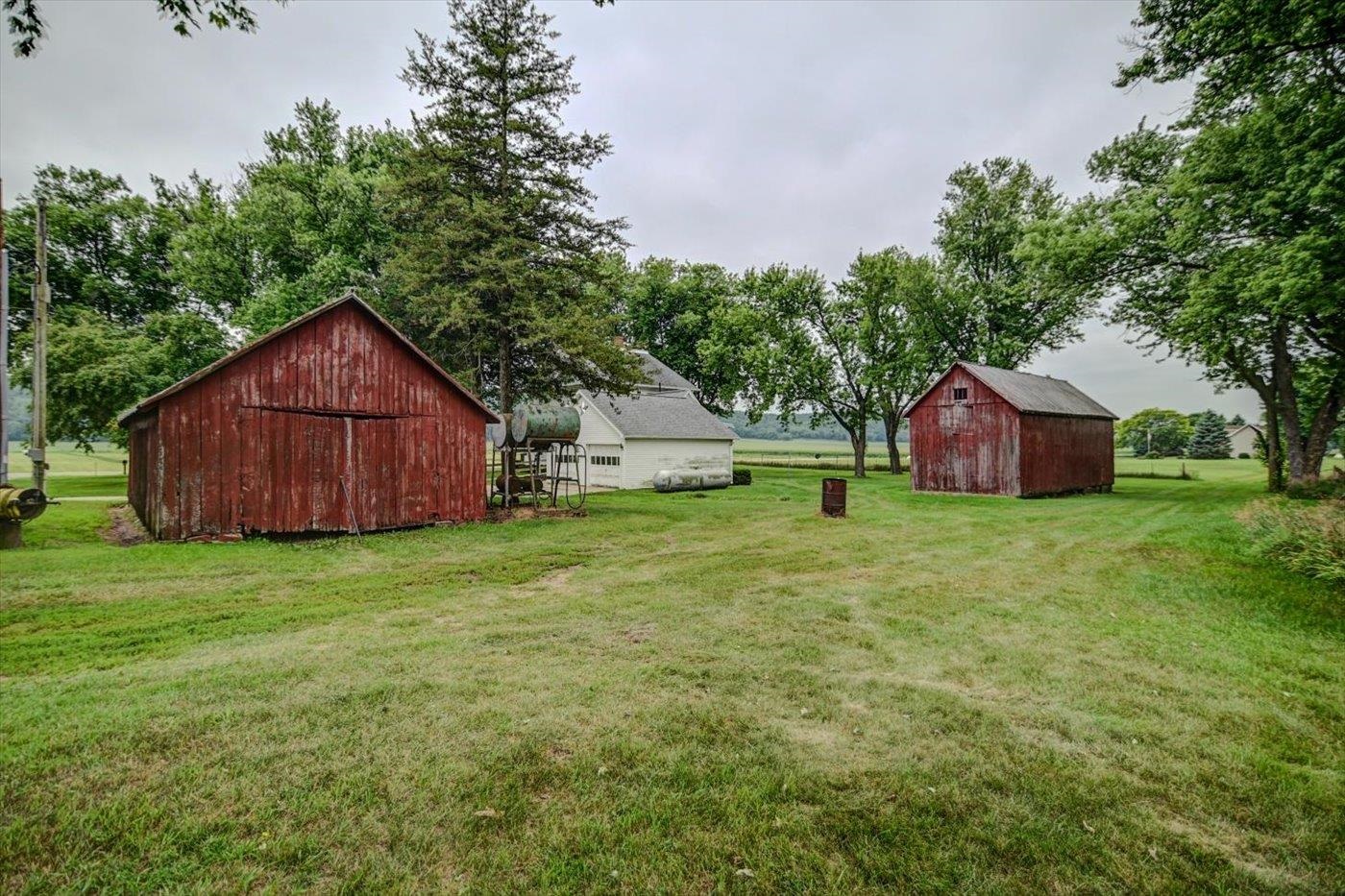 Mazomanie, Wisconsin, 53560, United States, 4 Bedrooms Bedrooms, ,2 BathroomsBathrooms,Residential,For Sale,1902968