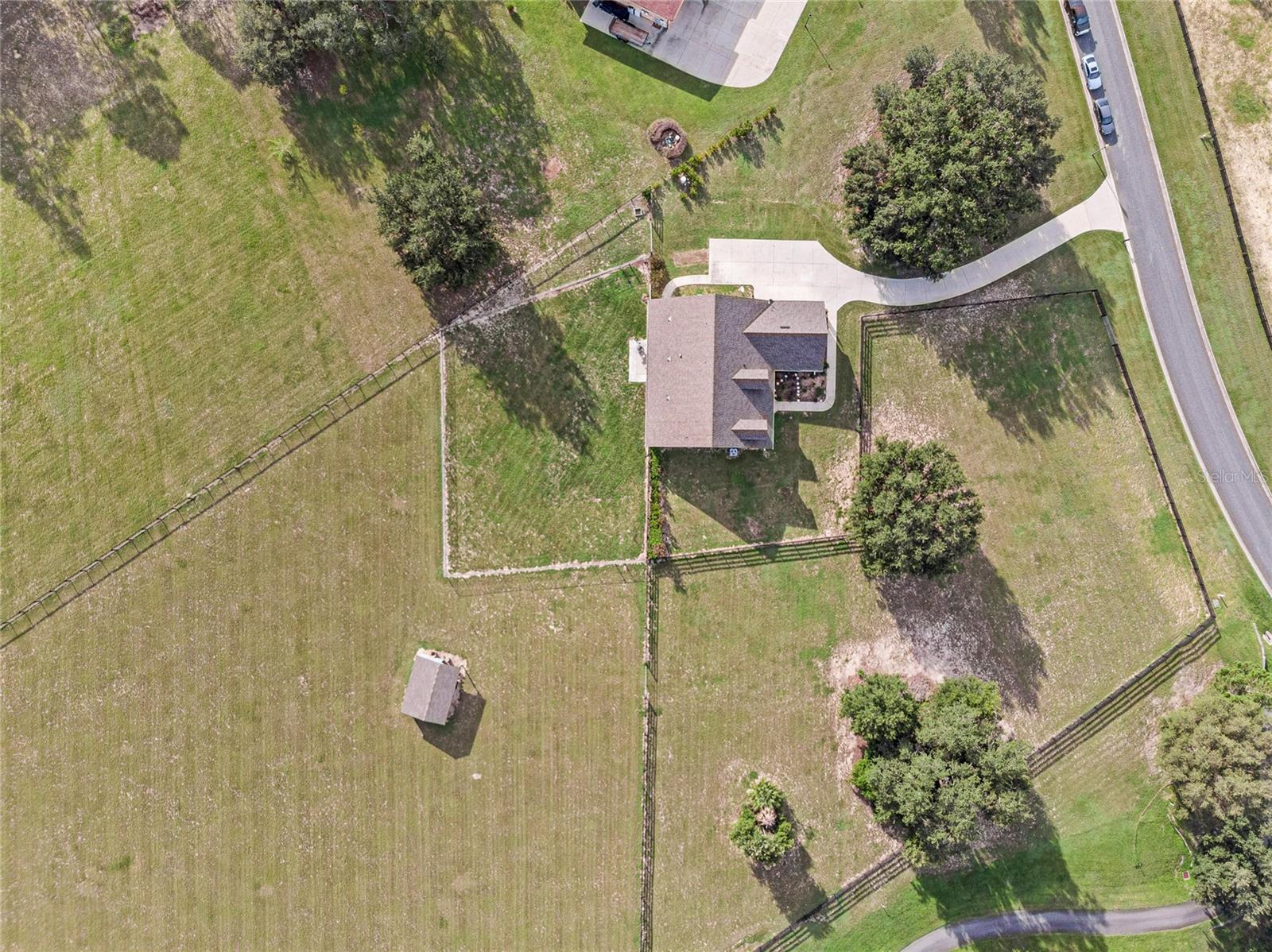WEIRSDALE, Florida, 32195, United States, 5 Bedrooms Bedrooms, ,3 BathroomsBathrooms,Residential,For Sale,1921300