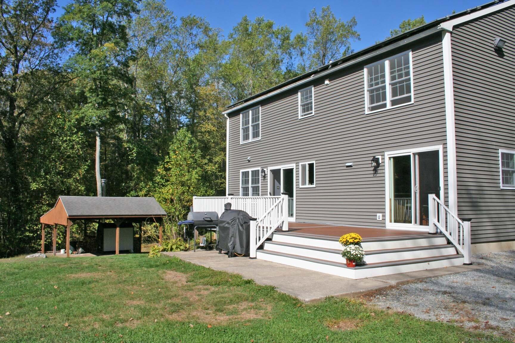 East Hampton, Connecticut, 06424, United States, 3 Bedrooms Bedrooms, ,2 BathroomsBathrooms,Residential,For Sale,1979494