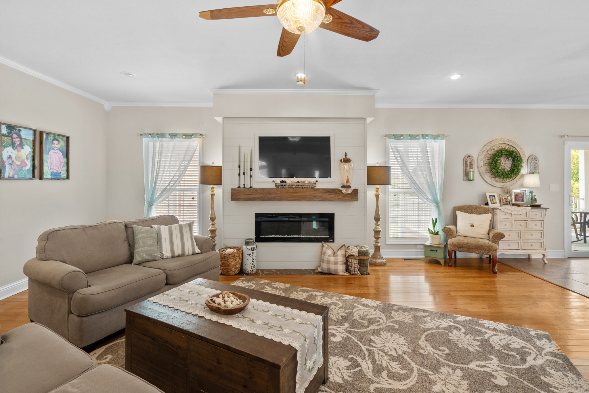 Poplar Bluff, Missouri, 63901, United States, 6 Bedrooms Bedrooms, ,3 BathroomsBathrooms,Residential,For Sale,1977359