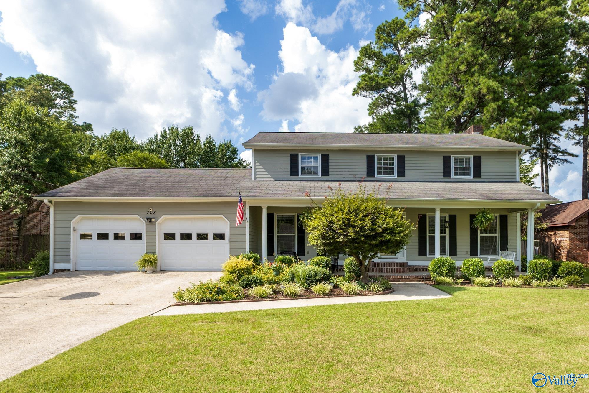 Longbow Dr, Decatur, AL 35603