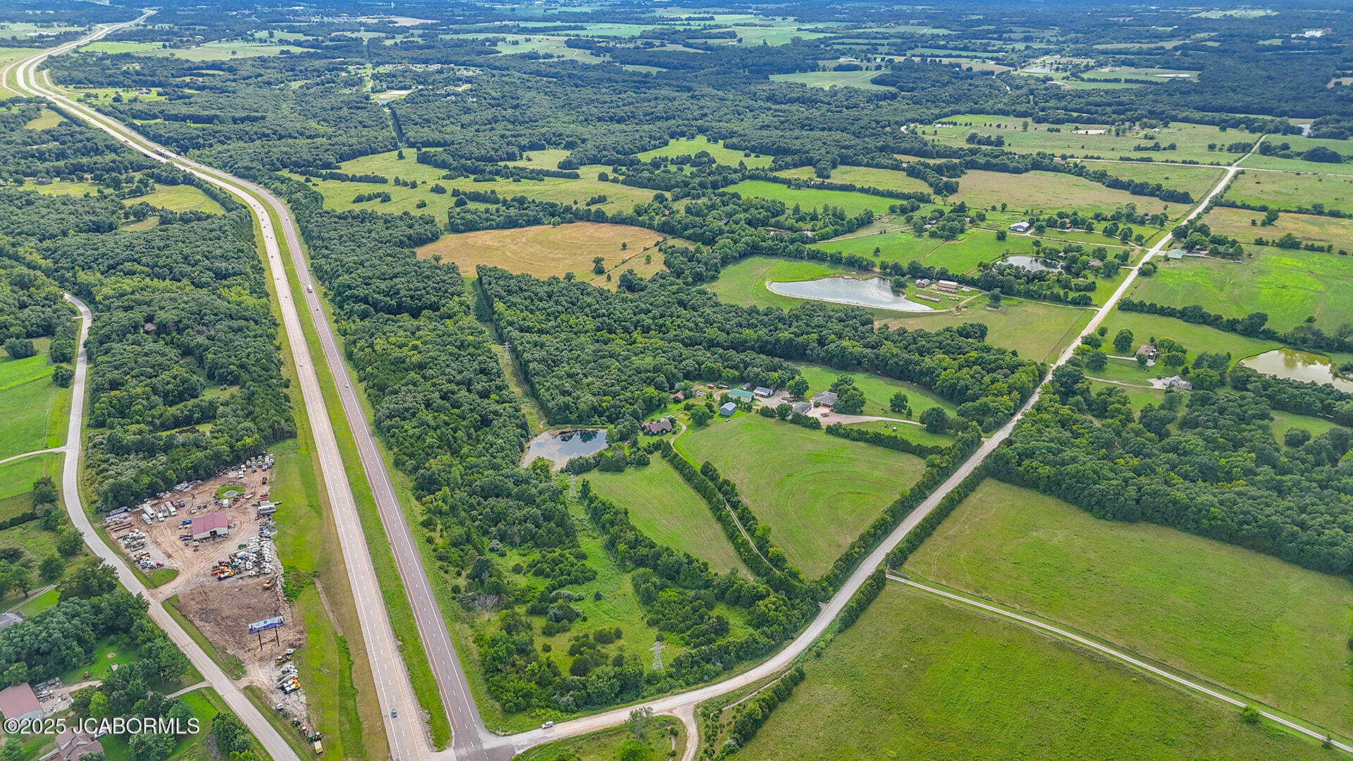 New Bloomfield, Missouri, 65063, United States, 3 Bedrooms Bedrooms, ,2 BathroomsBathrooms,Residential,For Sale,1978608