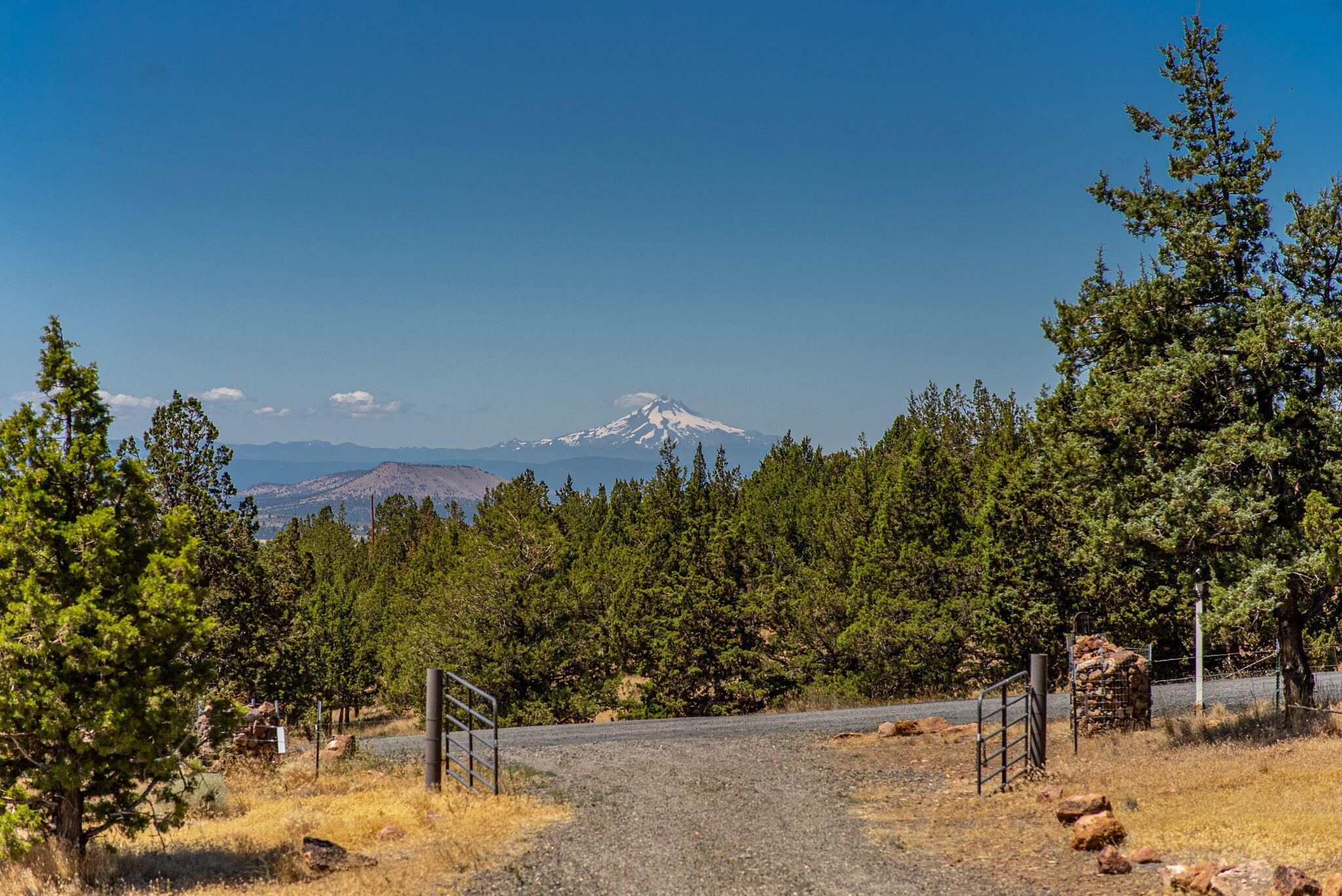 Prineville, Oregon, 97754, United States, 4 Bedrooms Bedrooms, ,3 BathroomsBathrooms,Residential,For Sale,1902068